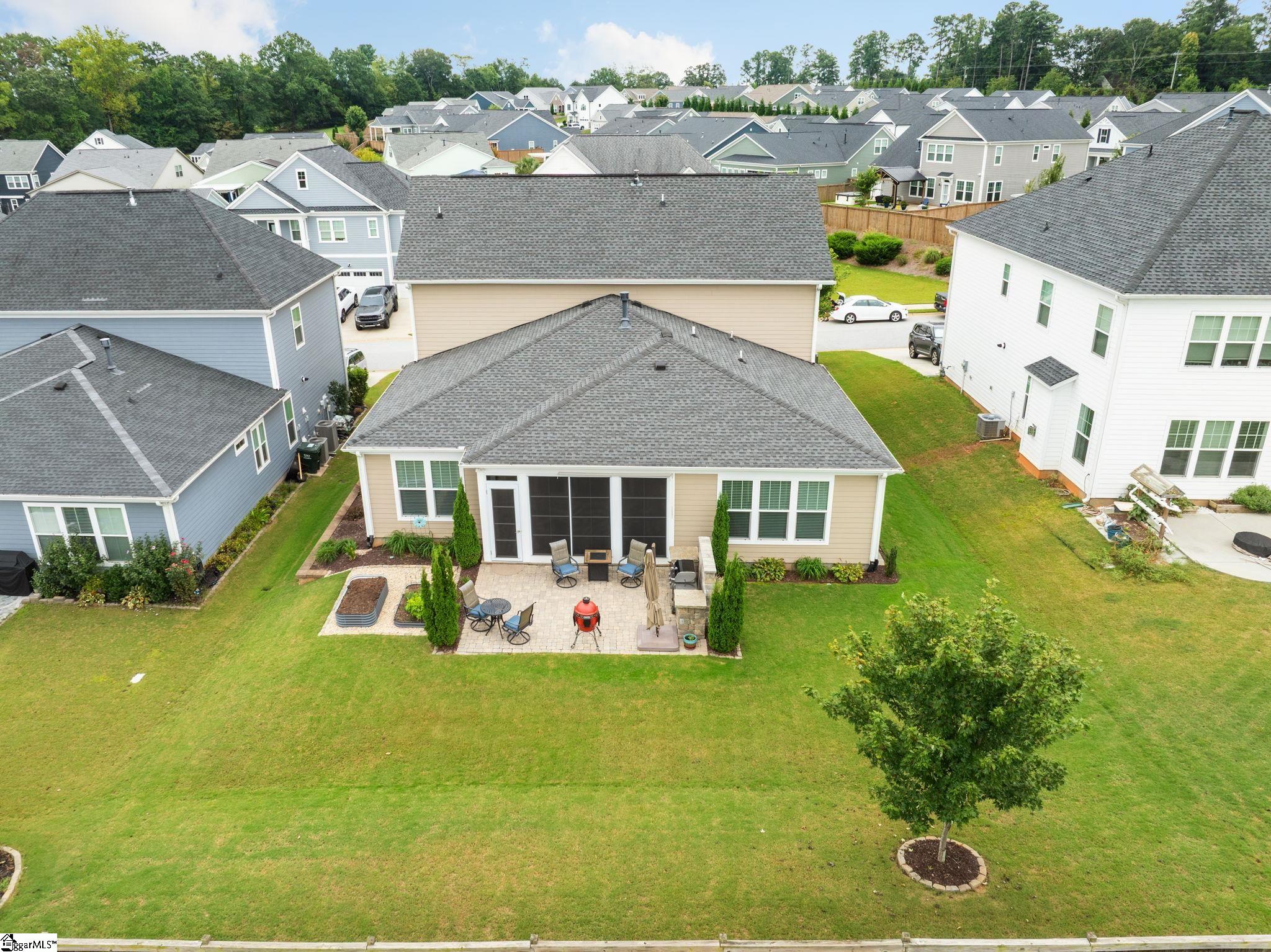 709 Saint Laurent Way Property Photo 39