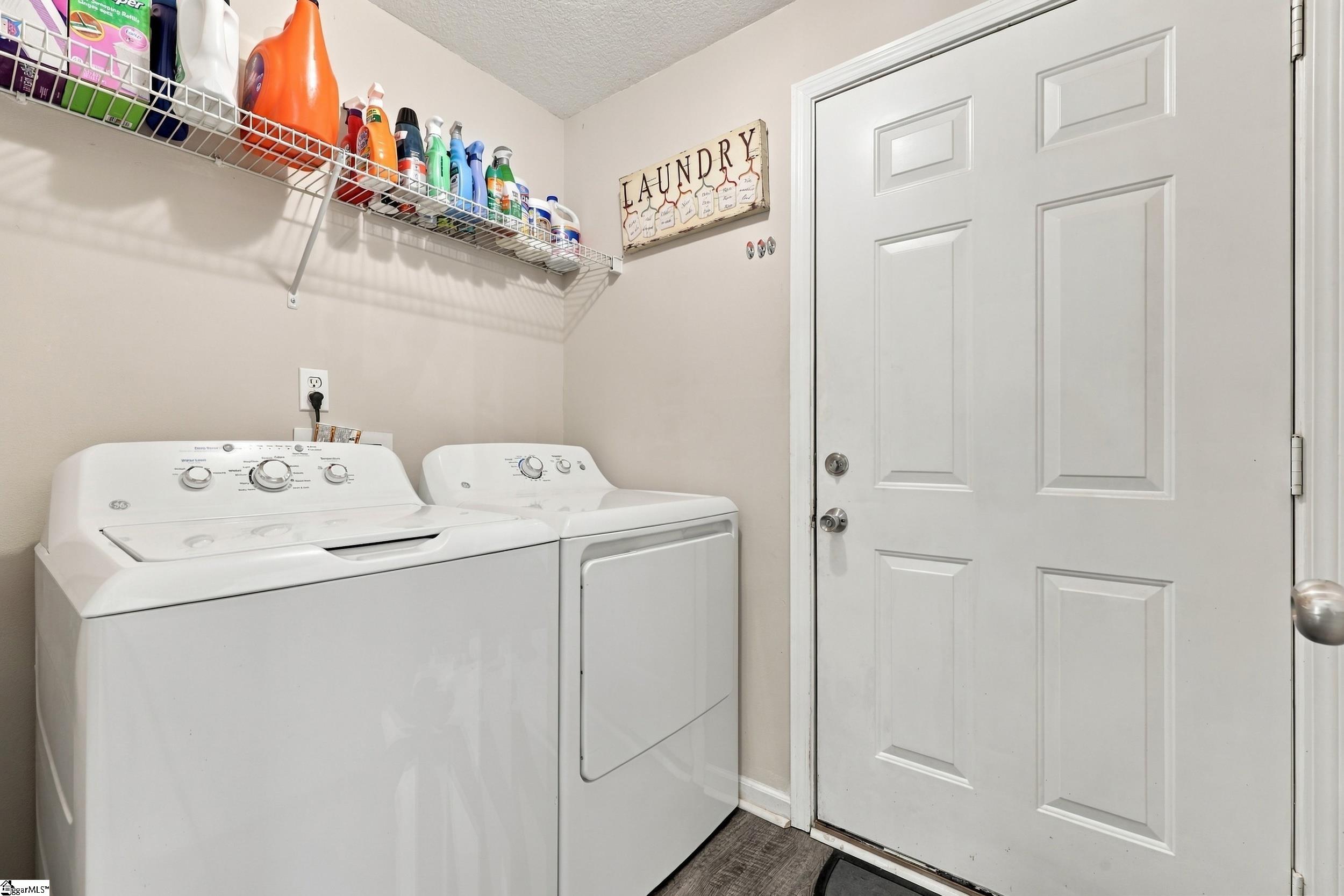 270 Chateau Street Property Photo 23