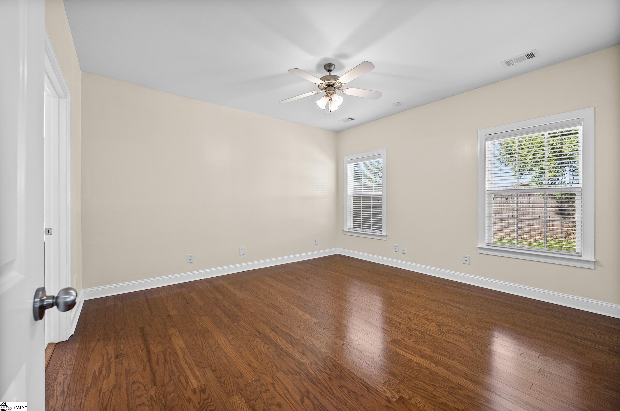207 Louisville Drive Property Photo 16