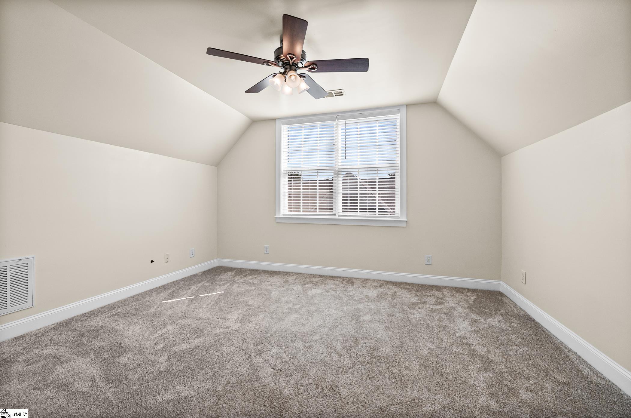 207 Louisville Drive Property Photo 25