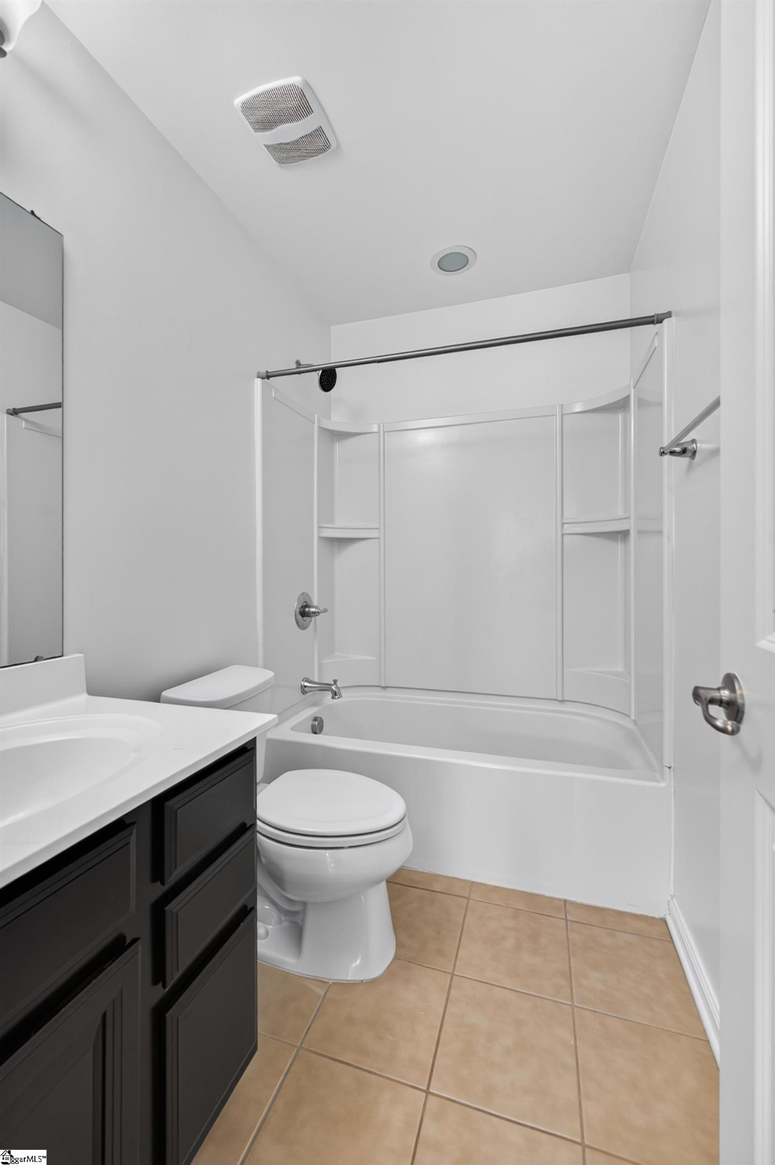 413 Christiane Way Property Photo 35