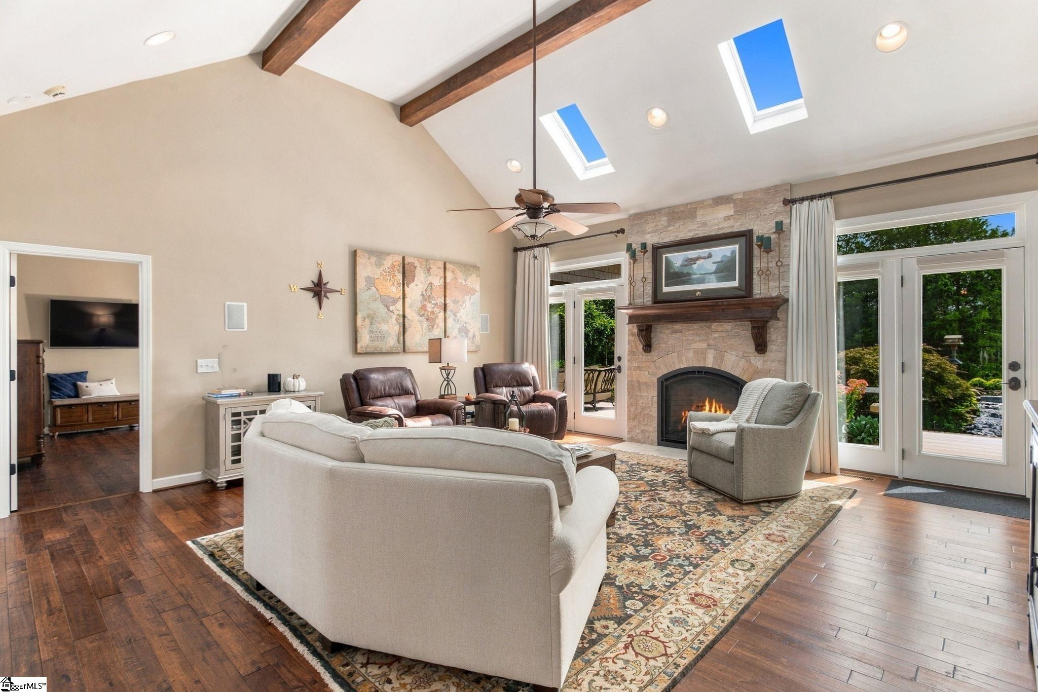 32 Debonair Way Property Photo 16