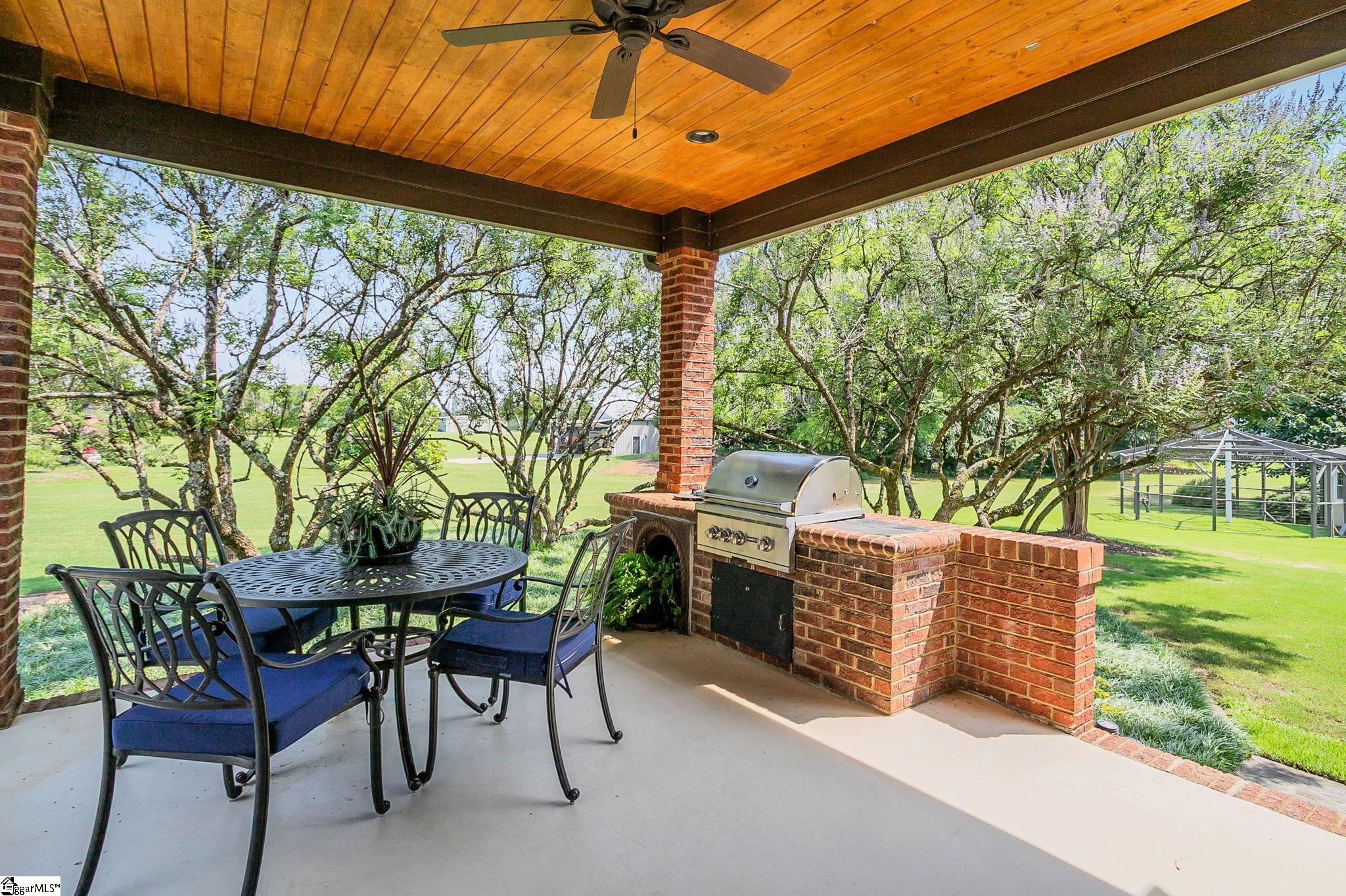 32 Debonair Way Property Photo 32