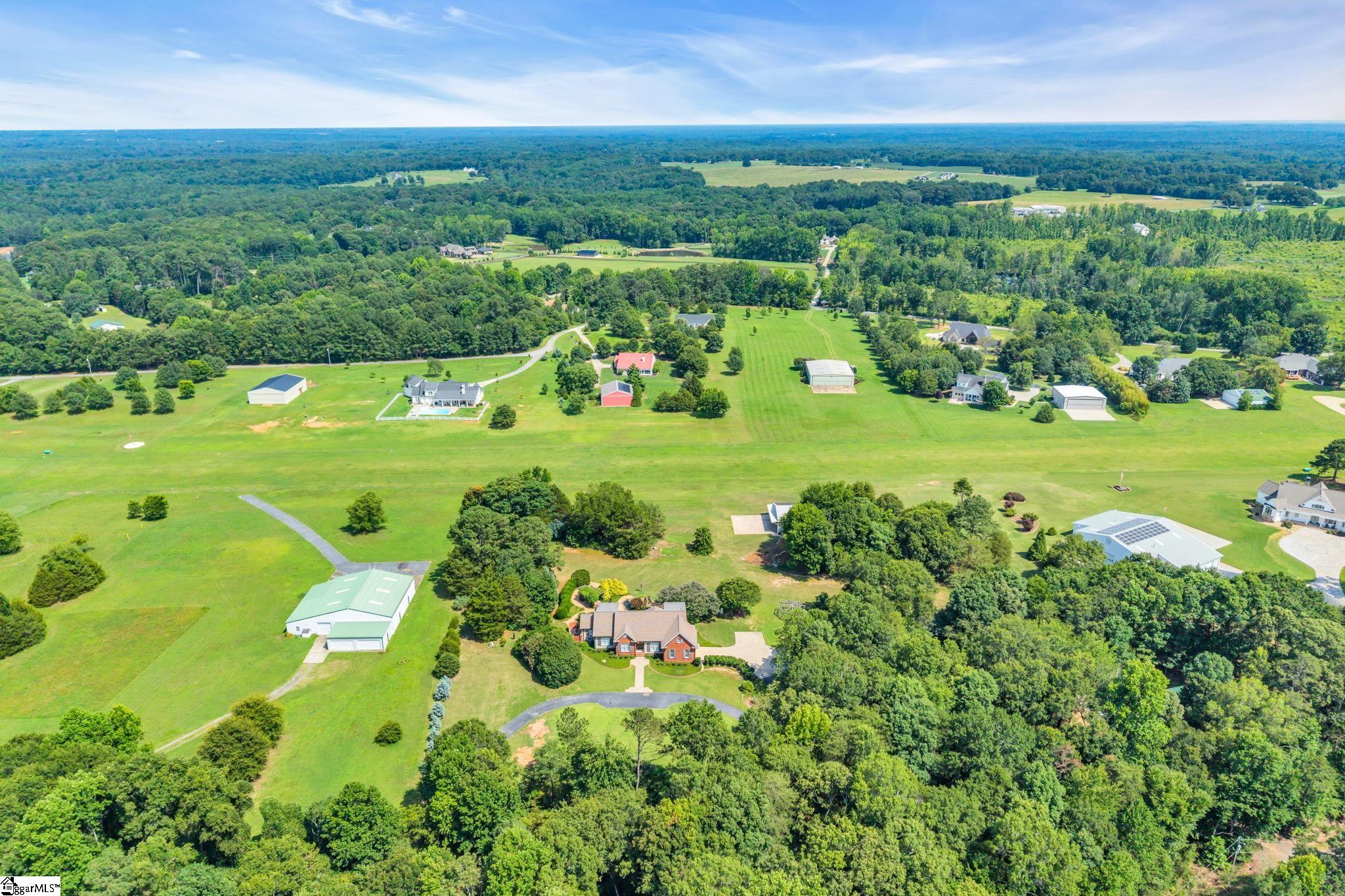 32 Debonair Way Property Photo 44