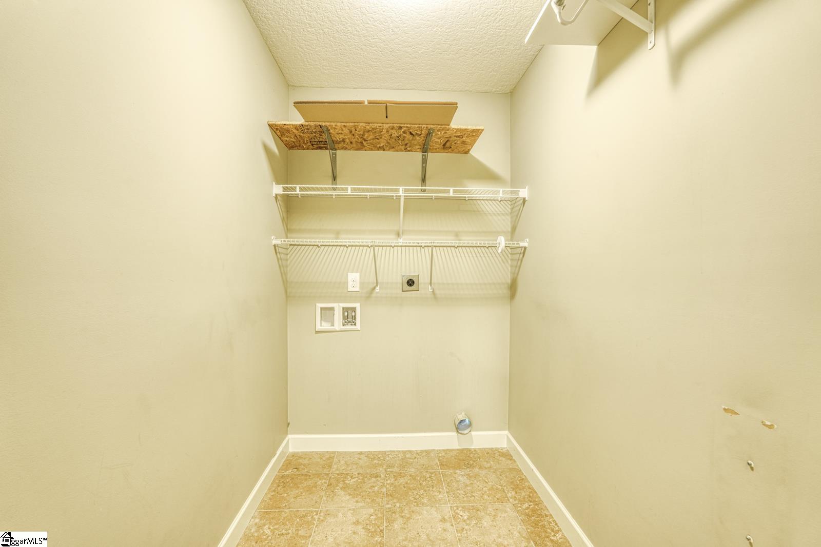 560 Semillon Lane Property Photo 8