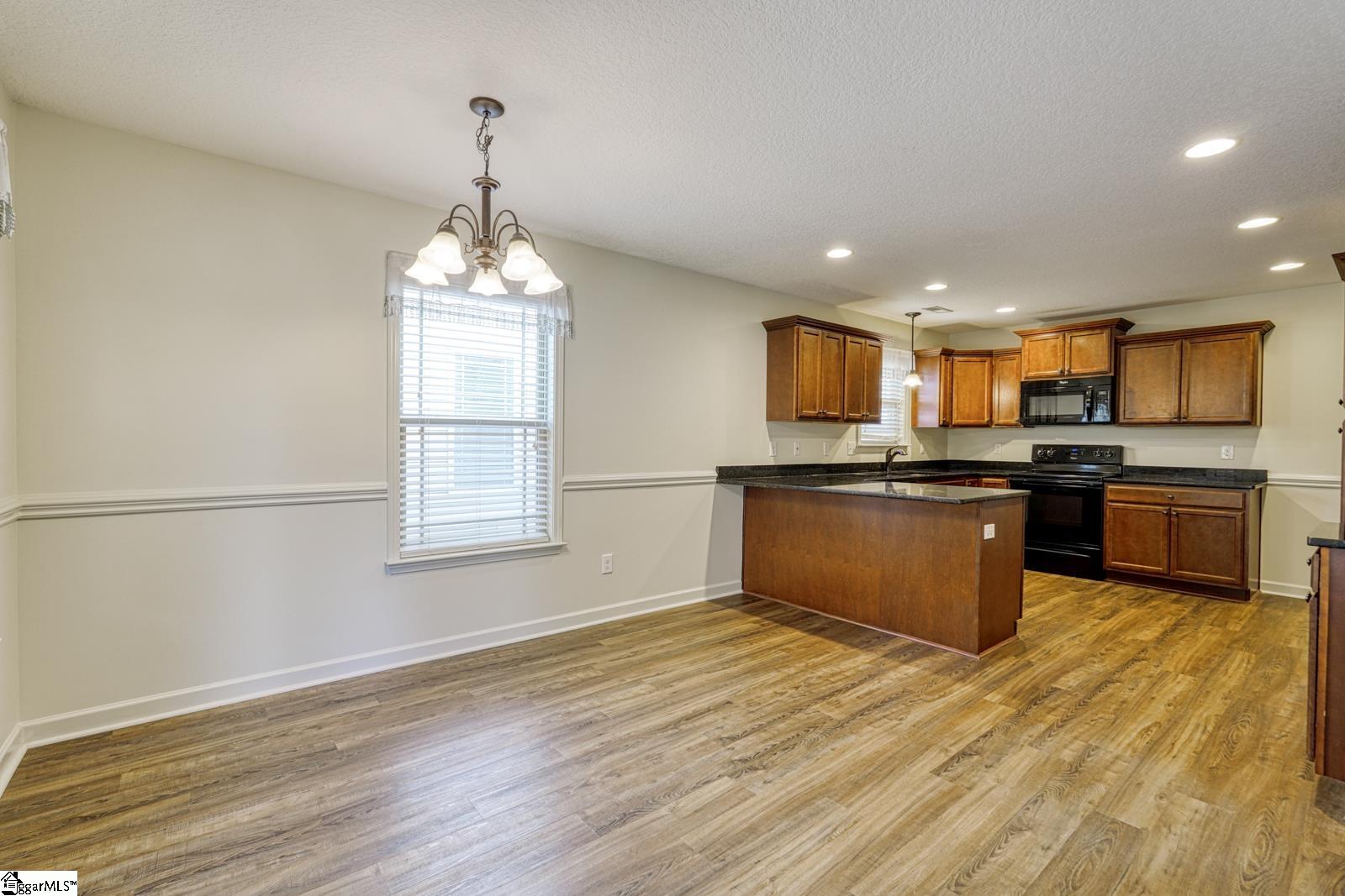 560 Semillon Lane Property Photo 16