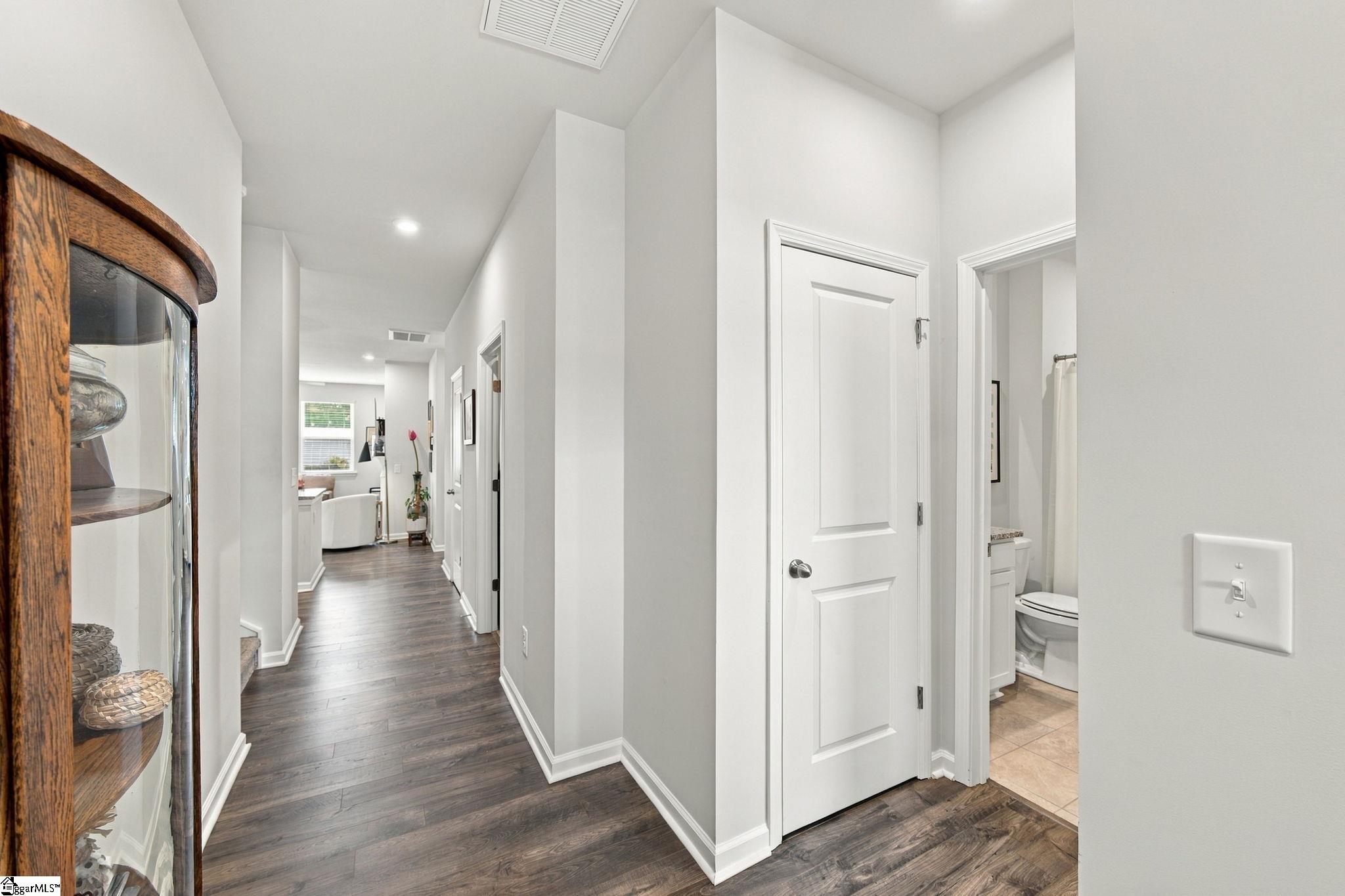 1203 Maridian Street Property Photo 4