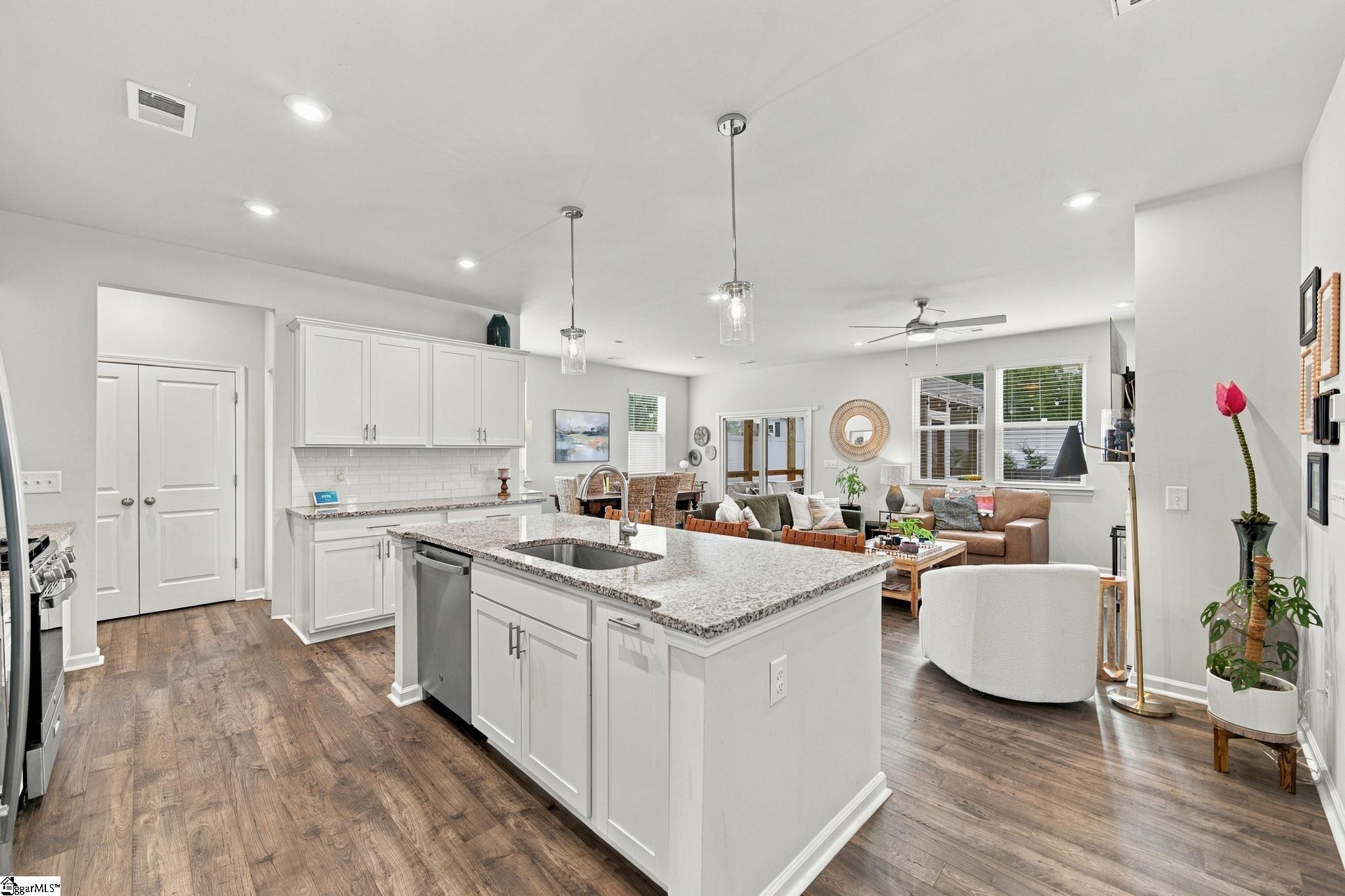 1203 Maridian Street Property Photo 8