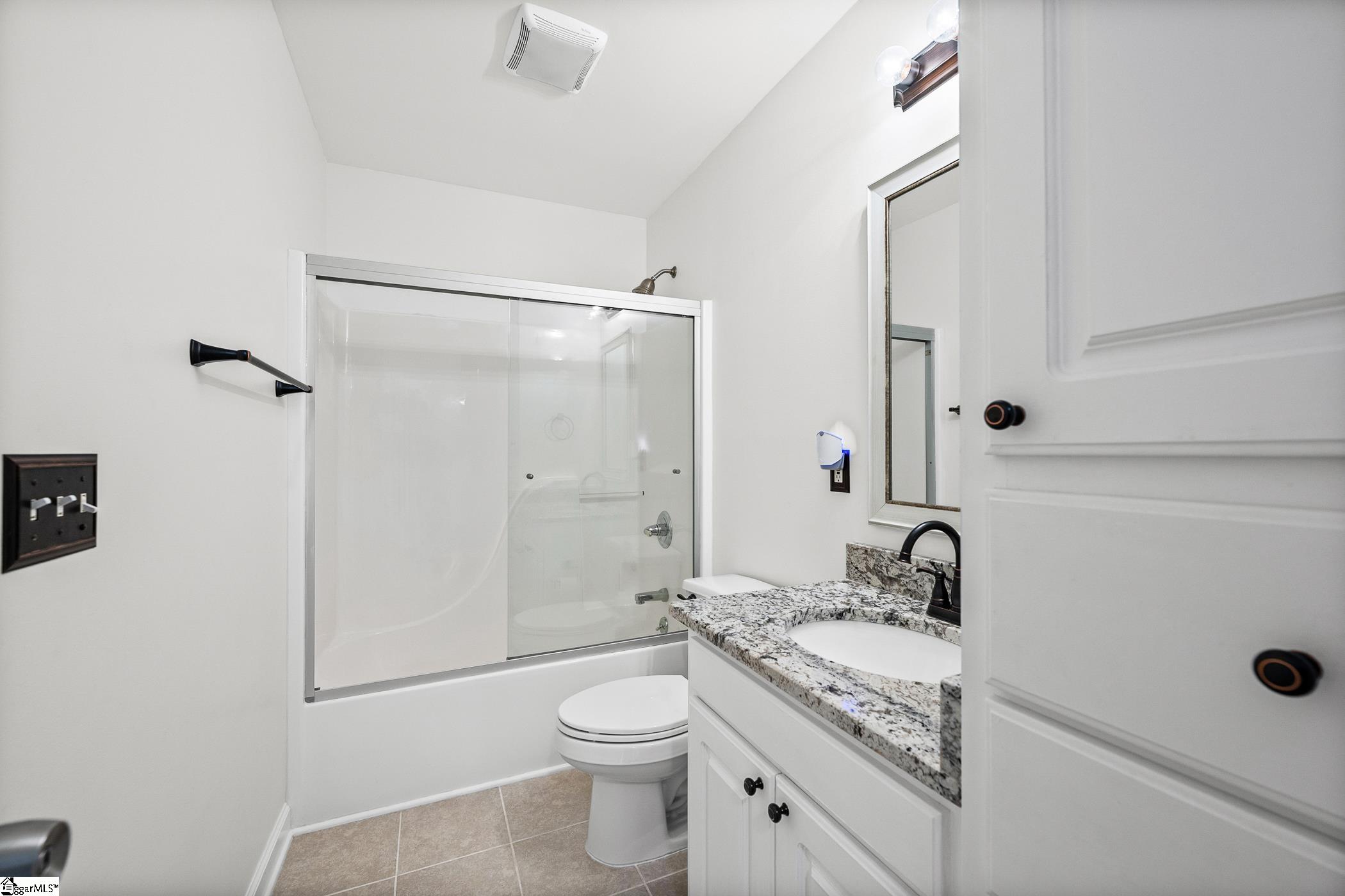 102 Laughing Tree Court Property Photo 33