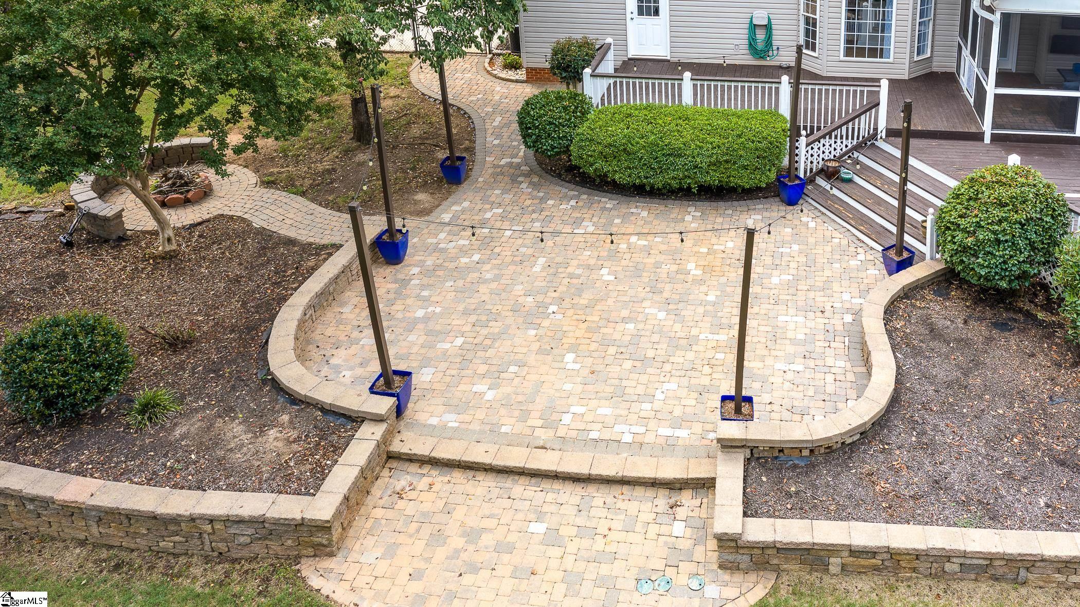 102 Laughing Tree Court Property Photo 35