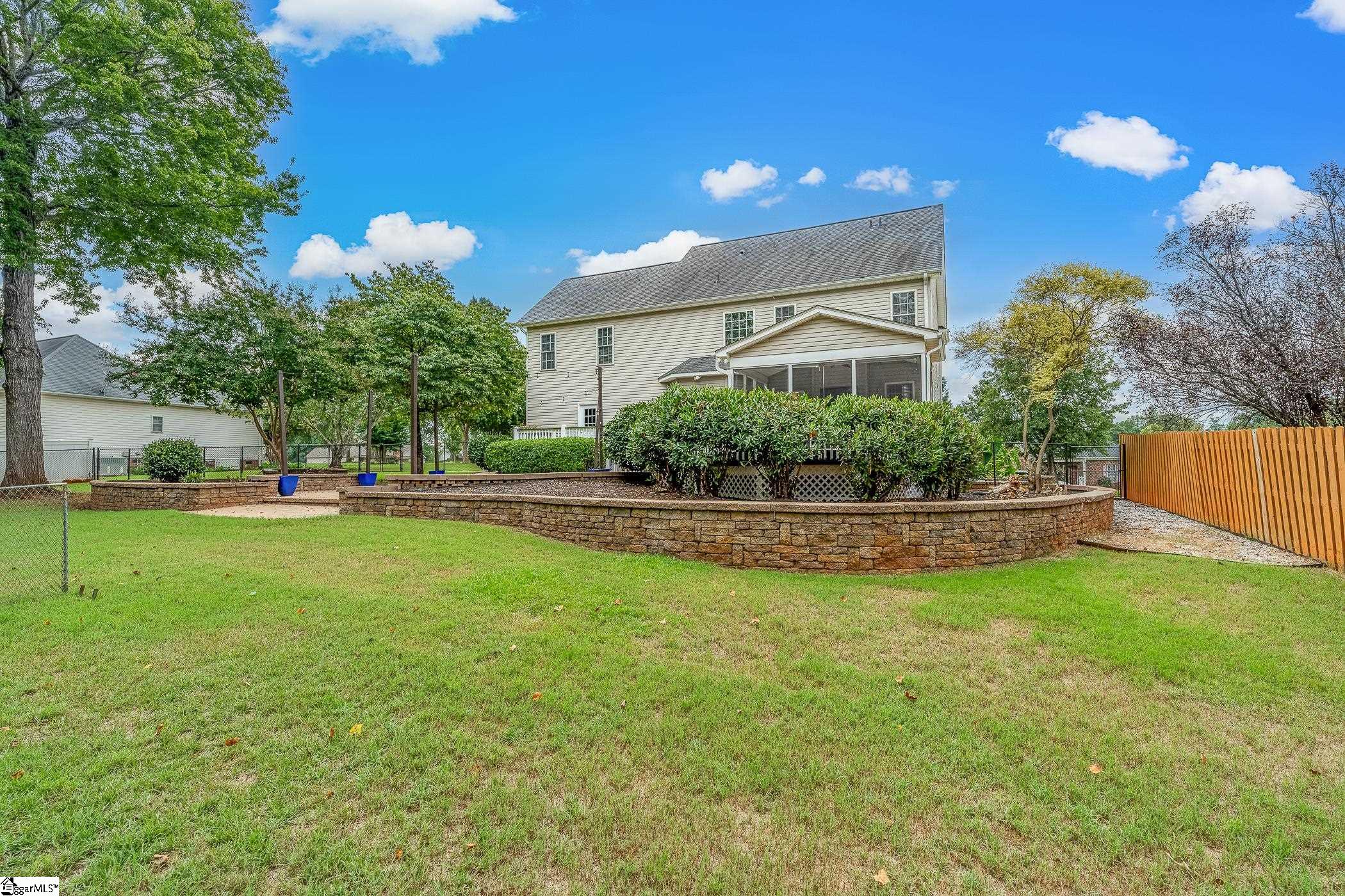102 Laughing Tree Court Property Photo 41