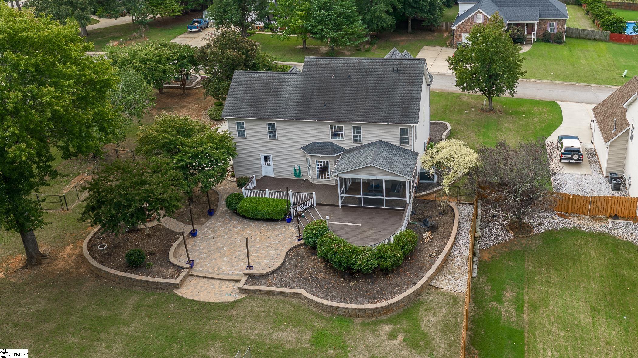 102 Laughing Tree Court Property Photo 43