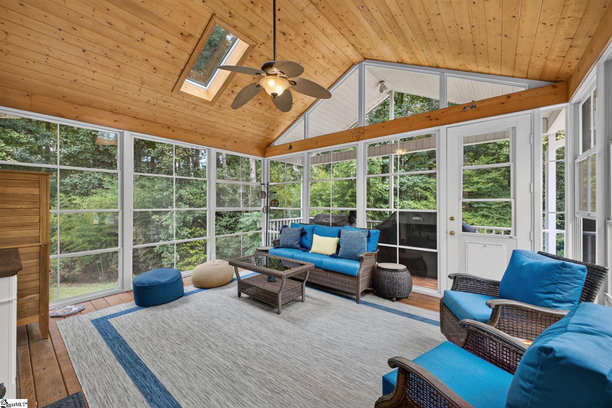 205 Cove Harbor Court Property Photo 44