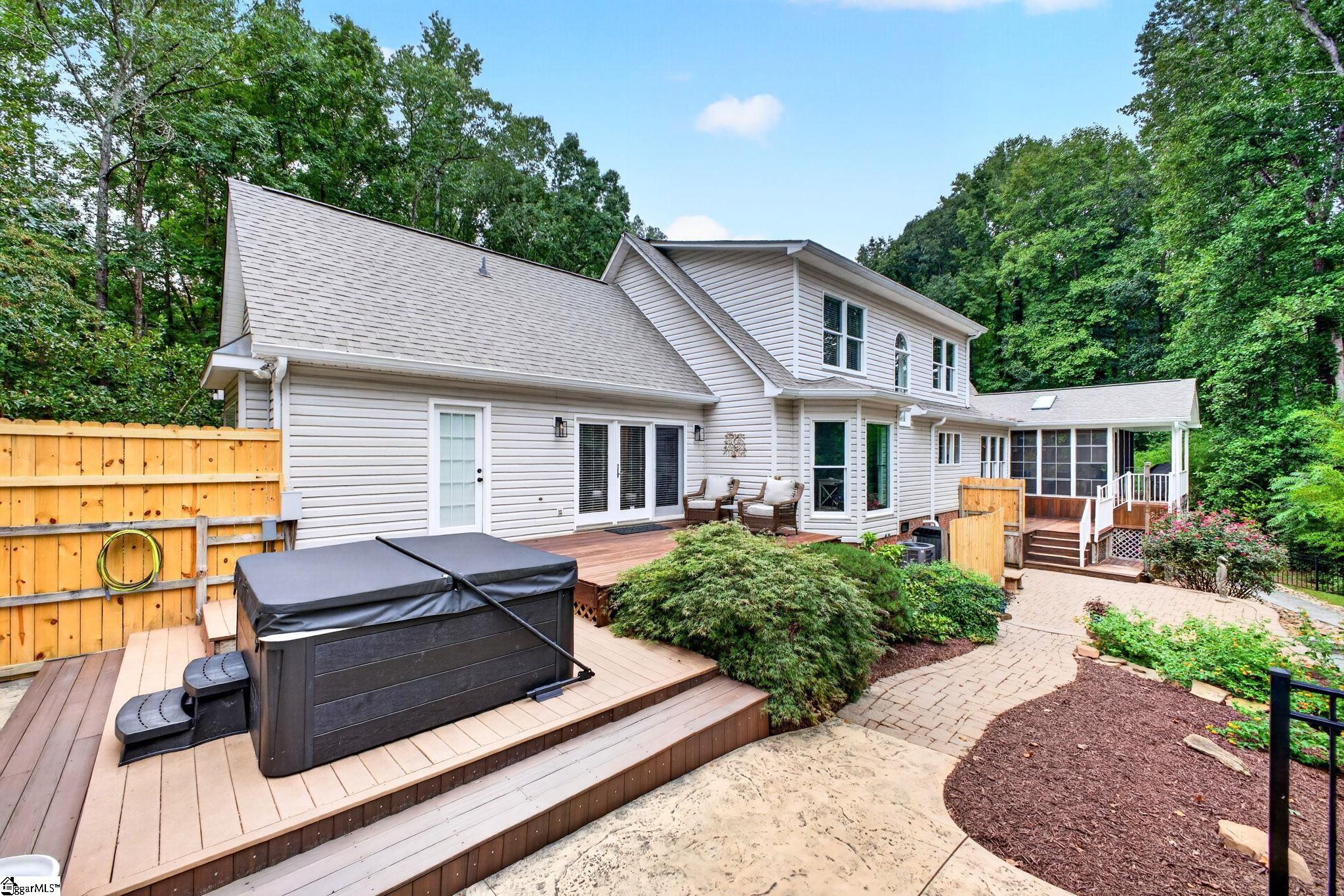 205 Cove Harbor Court Property Photo 45