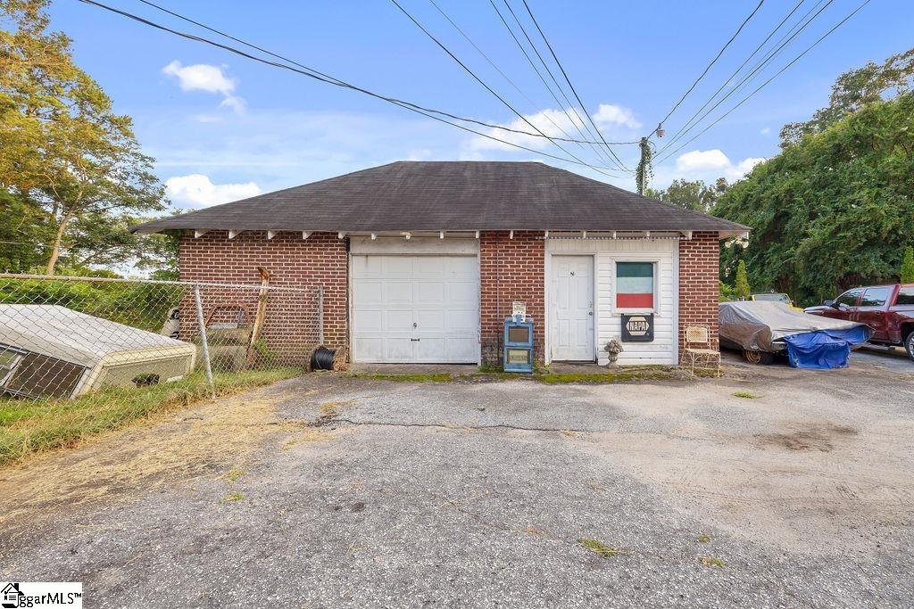 1011 W Poinsett Street Property Photo 35