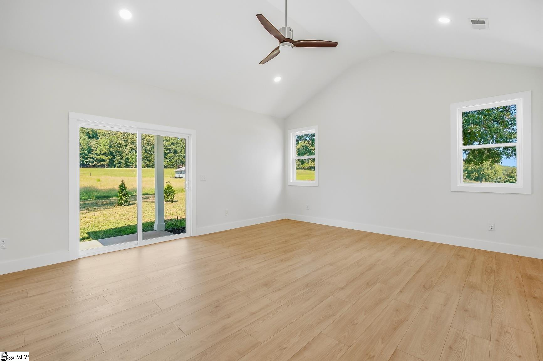 2024 Edwards Lake Road Property Photo 16