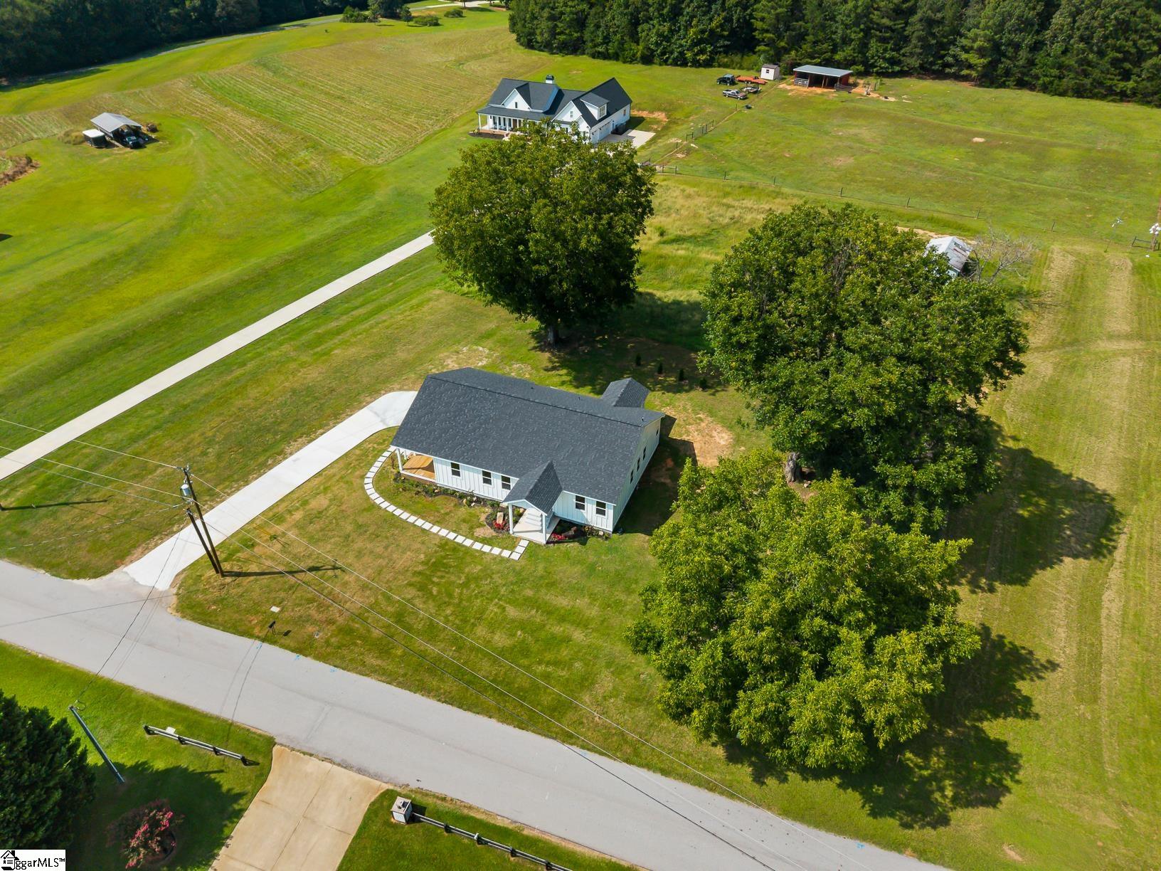 2024 Edwards Lake Road Property Photo 29