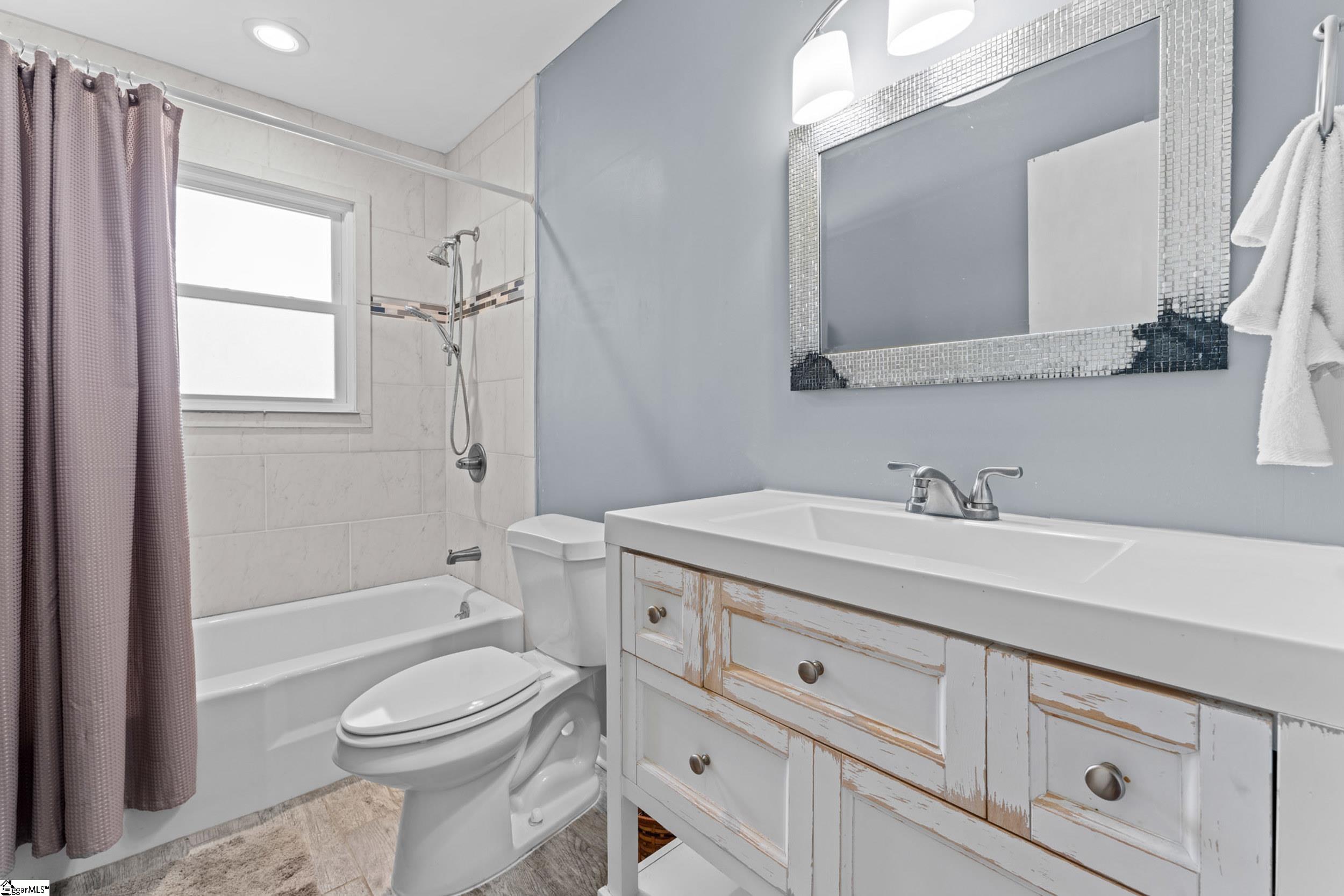 201 Eastview Drive Property Photo 17