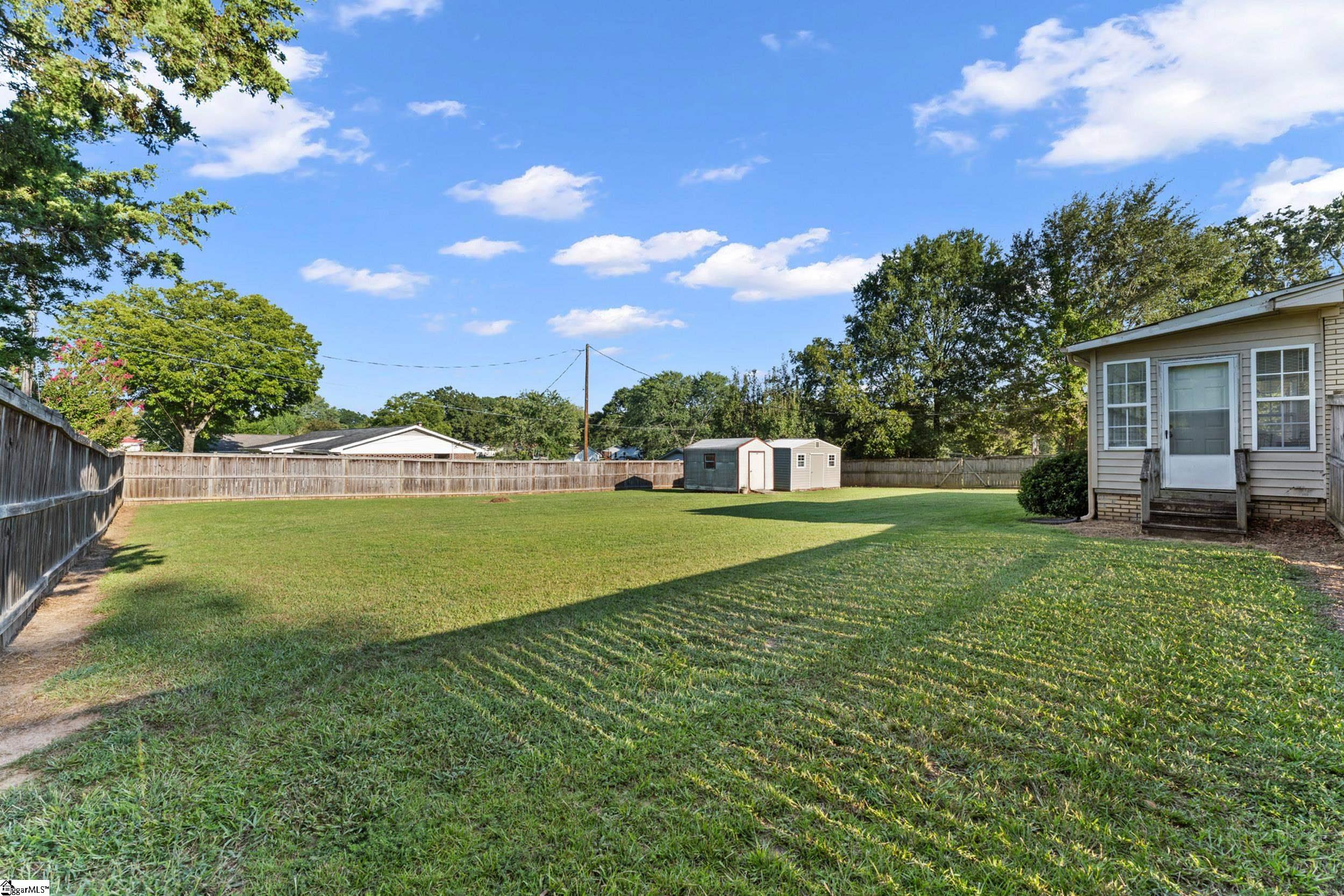201 Eastview Drive Property Photo 27