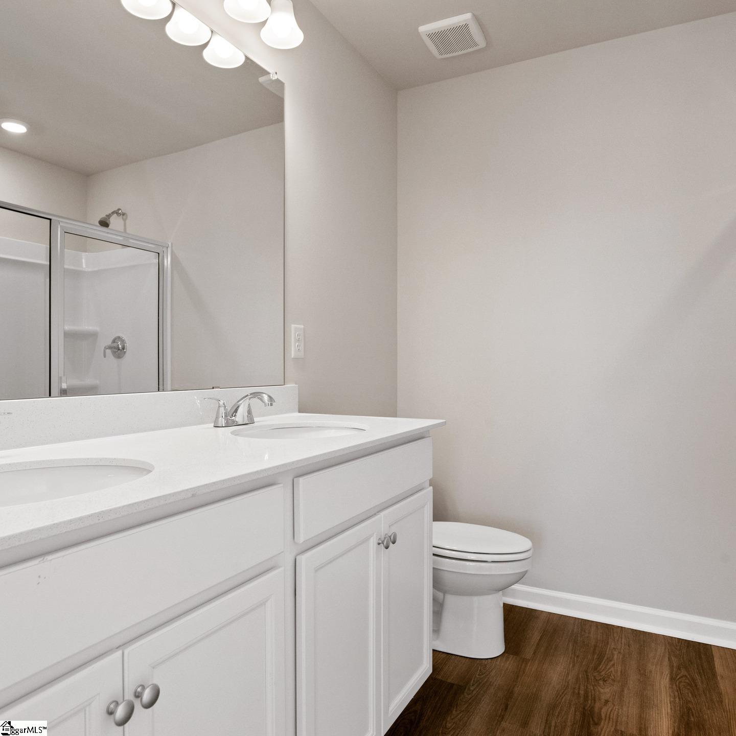 100 Derwent Trail Property Photo 11