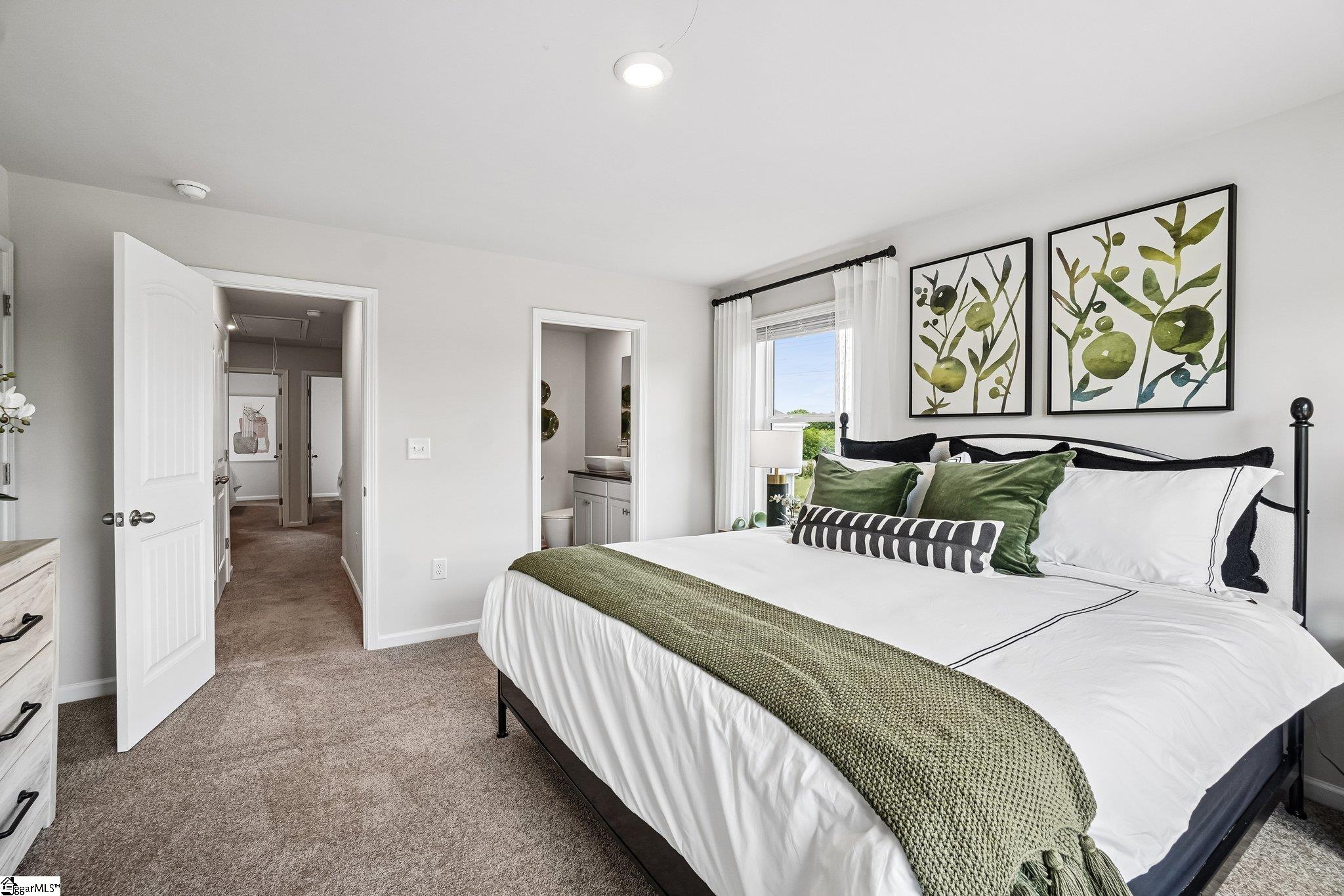 100 Derwent Trail Property Photo 40