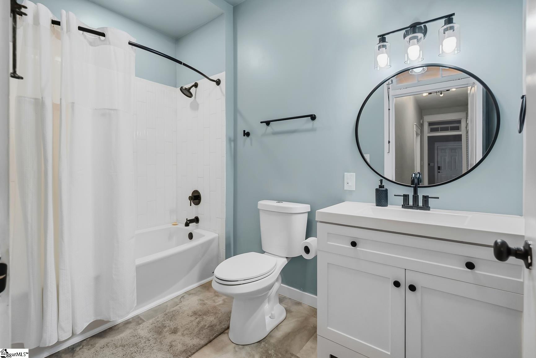 443 Gentry Street Property Photo 17