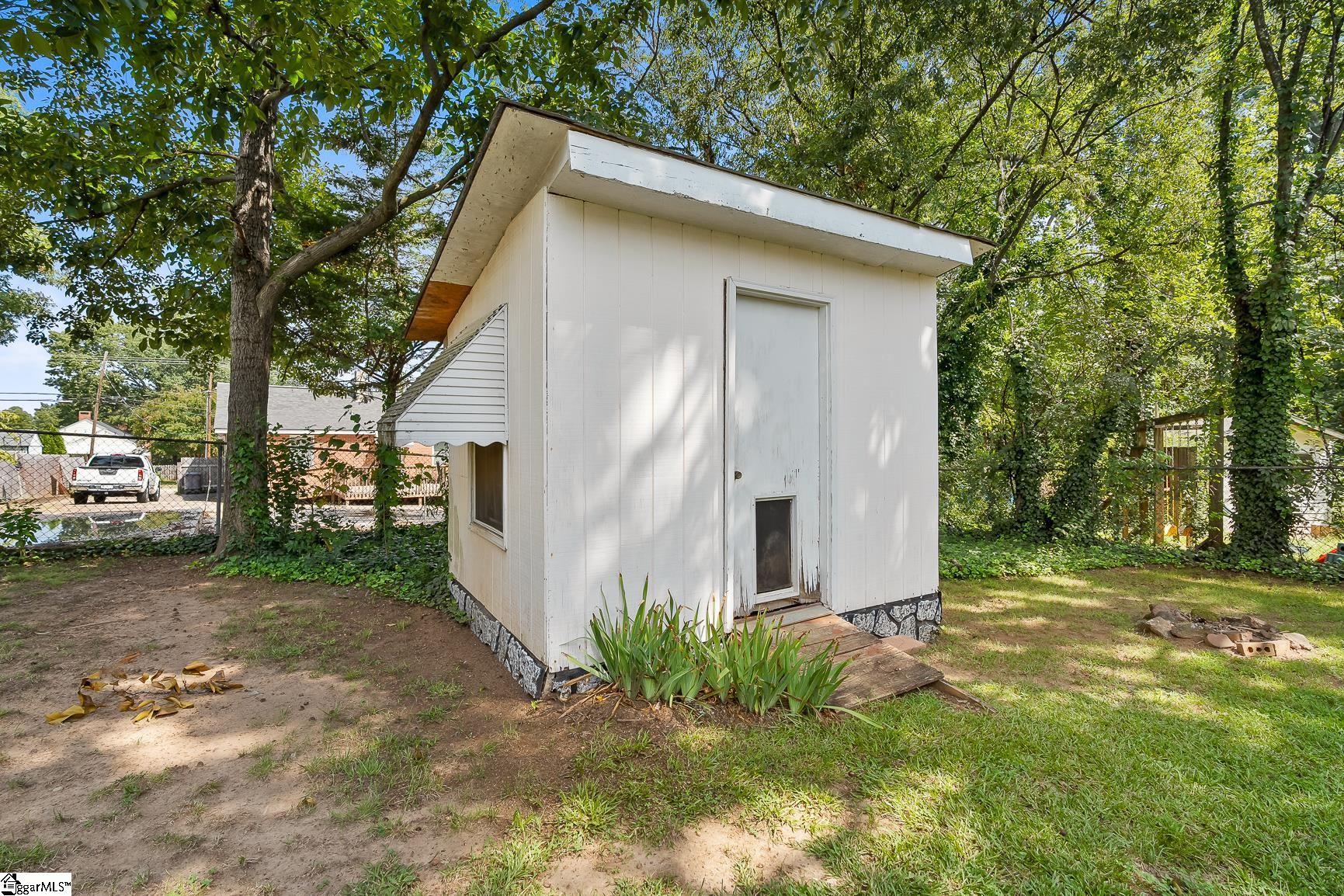 443 Gentry Street Property Photo 21