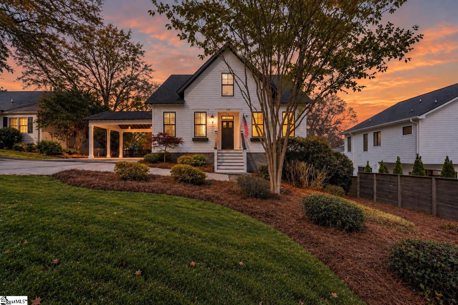 425 E Faris Road Property Photo 1