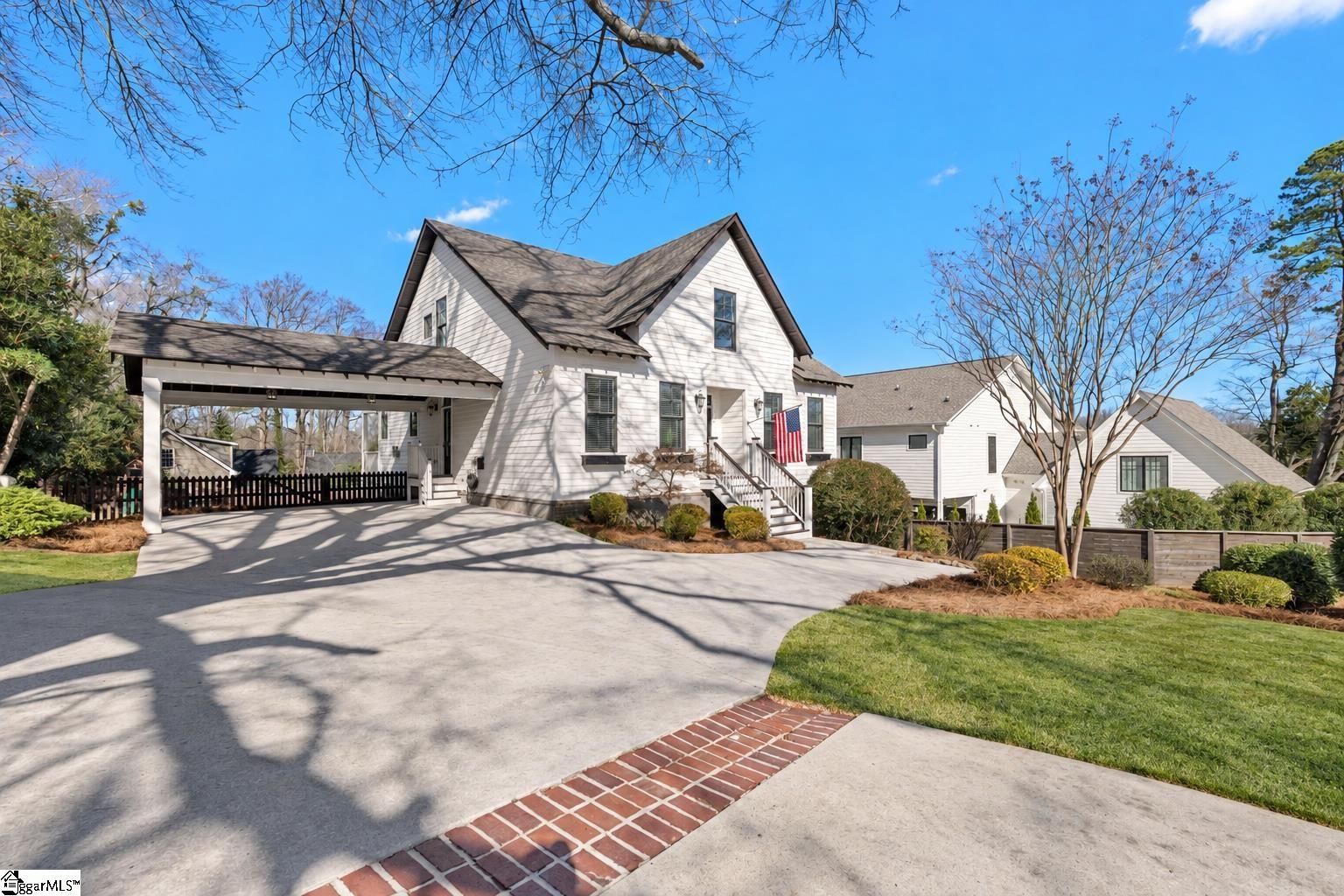 425 E Faris Road Property Photo 3