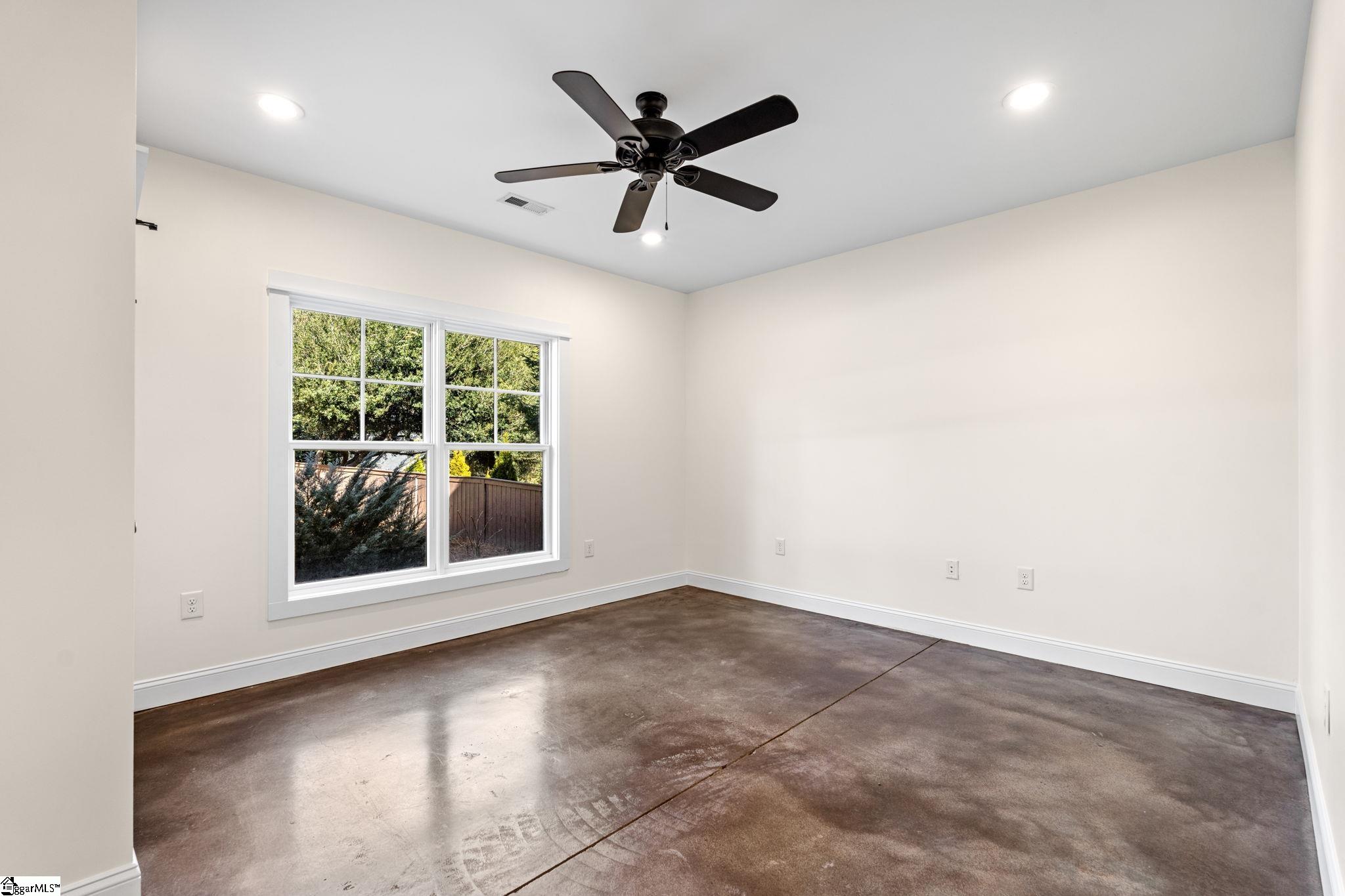 425 E Faris Road Property Photo 24
