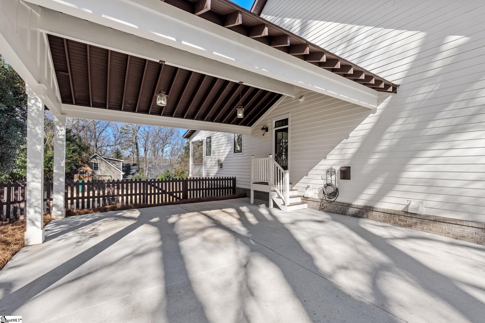 425 E Faris Road Property Photo 27