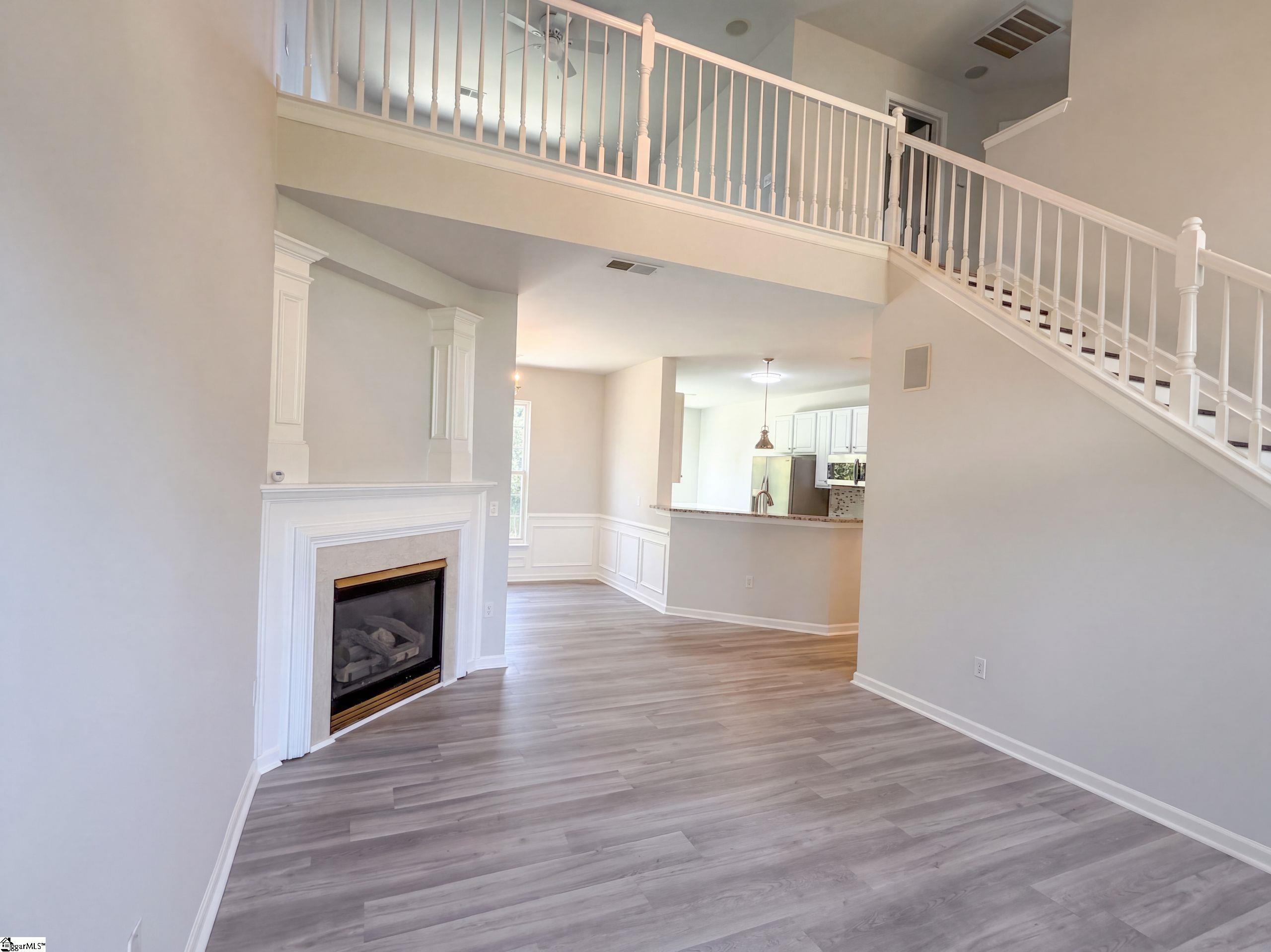 200 Stillwater Court Property Photo 7