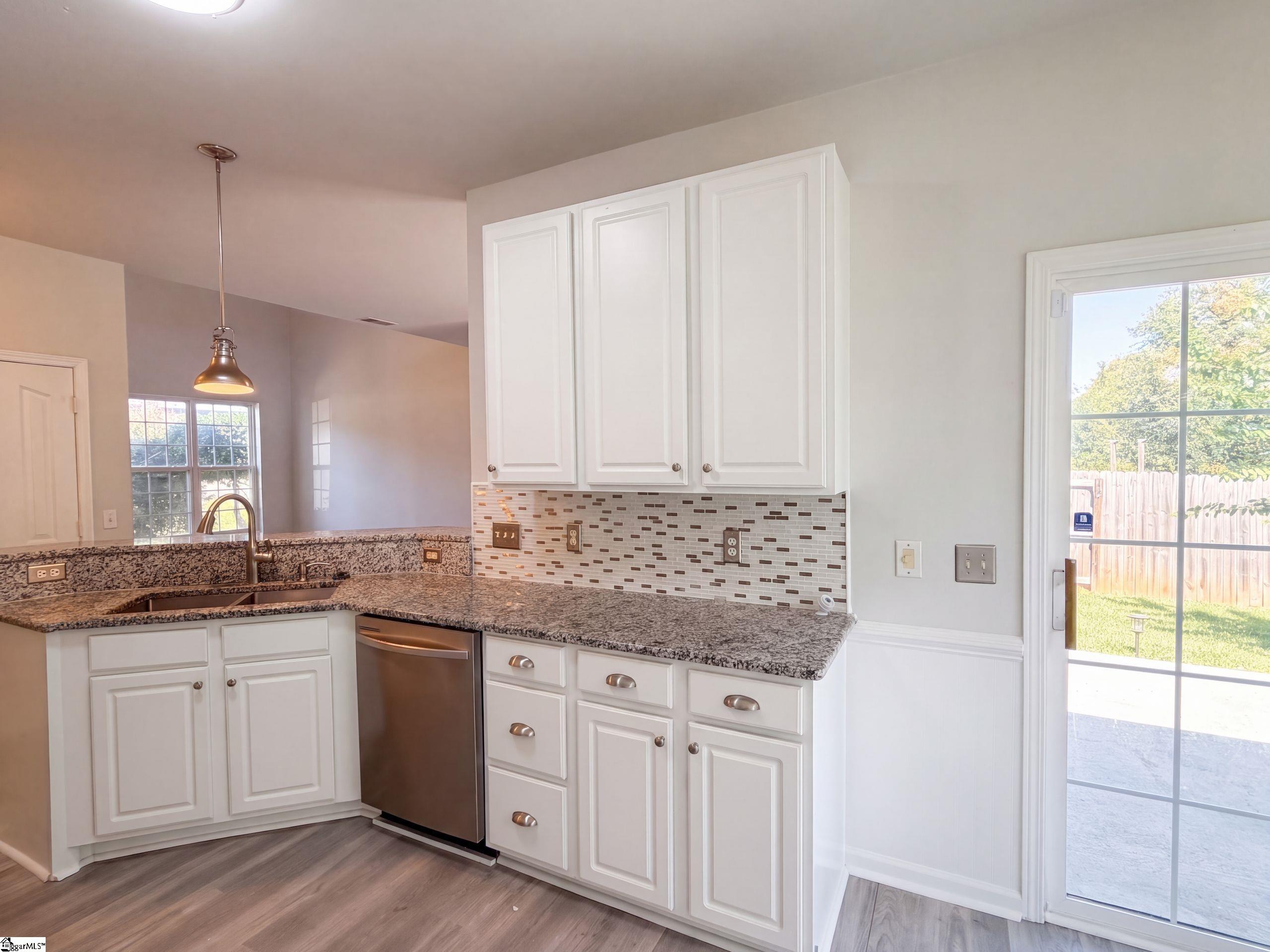 200 Stillwater Court Property Photo 10