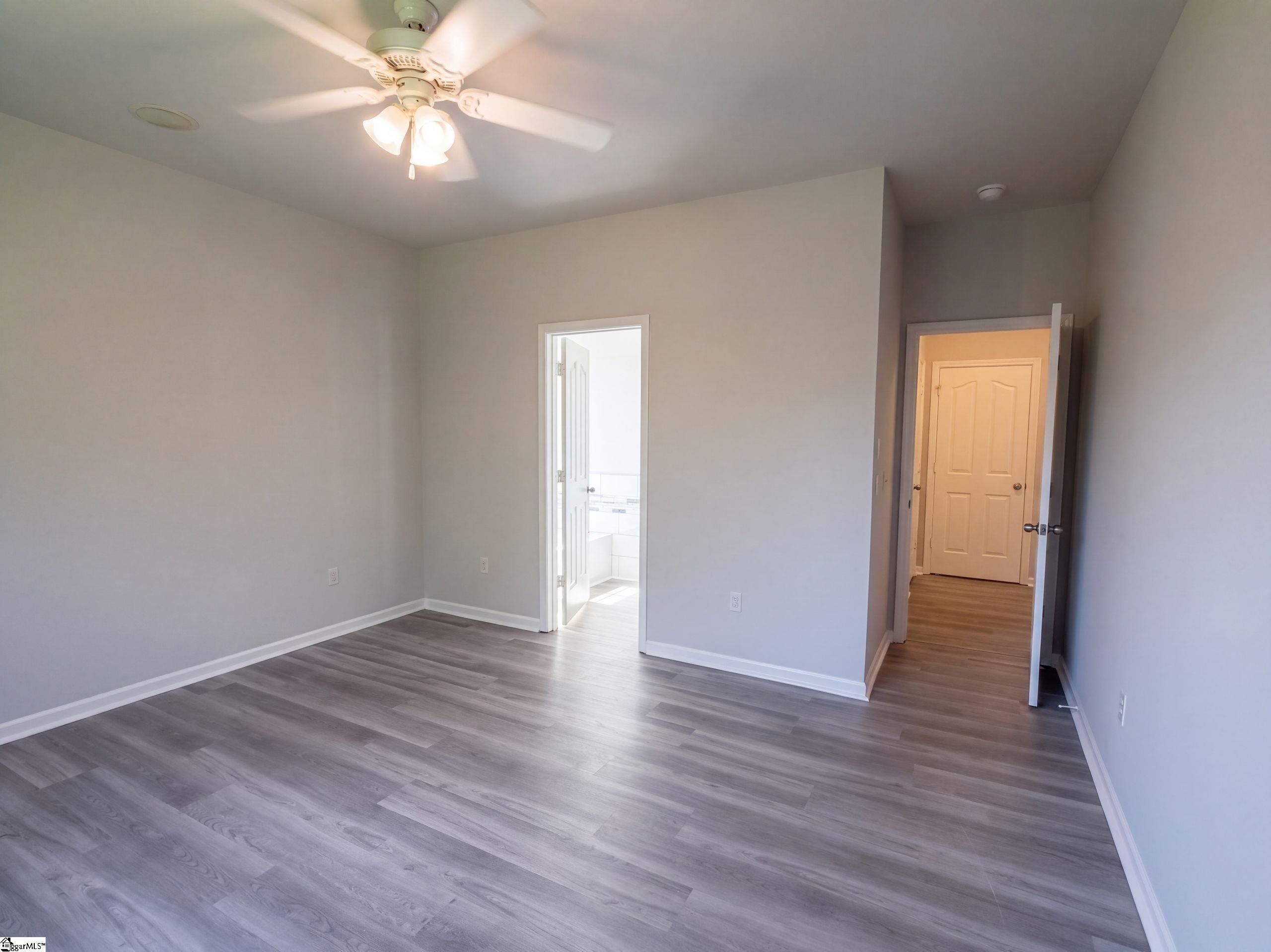 200 Stillwater Court Property Photo 12