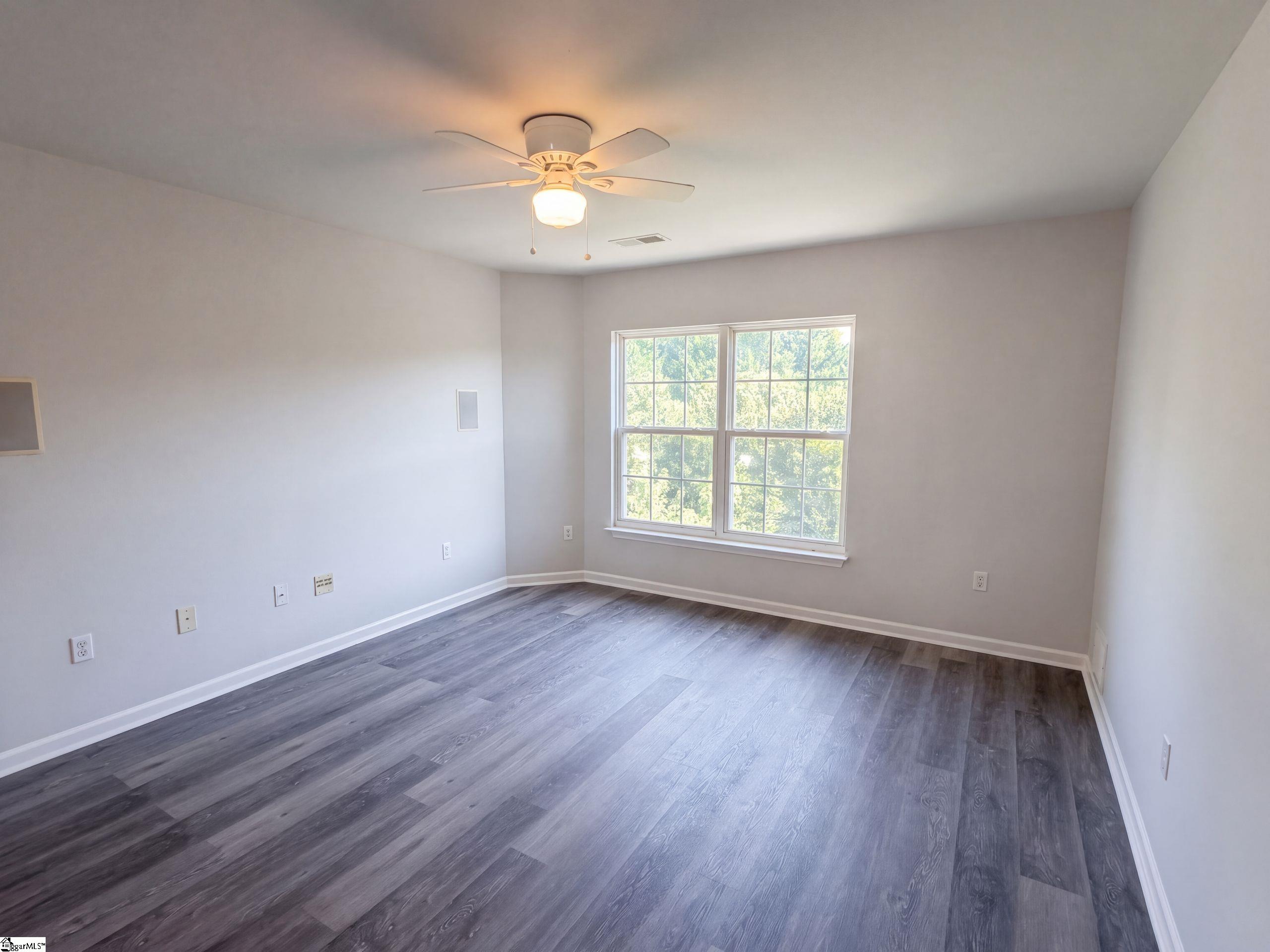 200 Stillwater Court Property Photo 19
