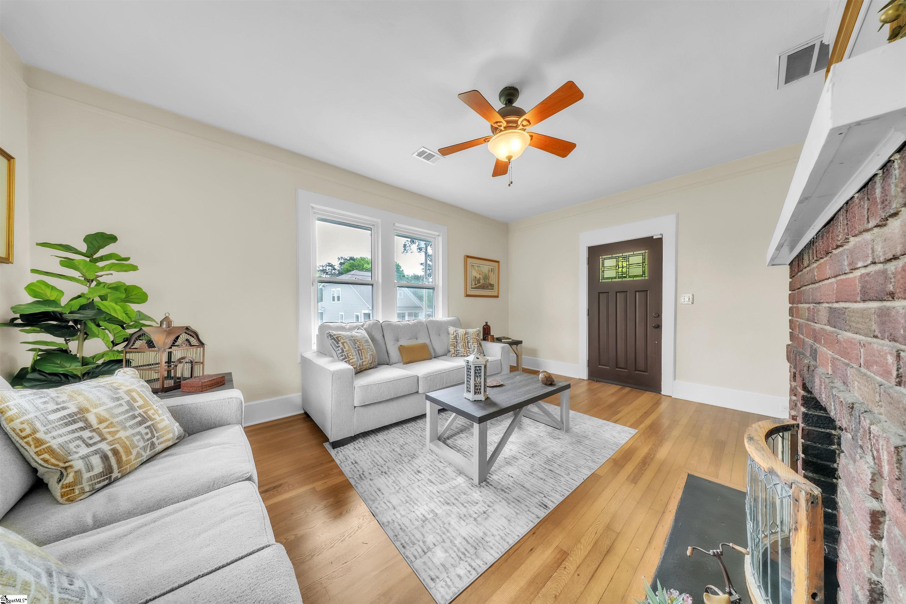 107 Whitehall Street Property Photo 3