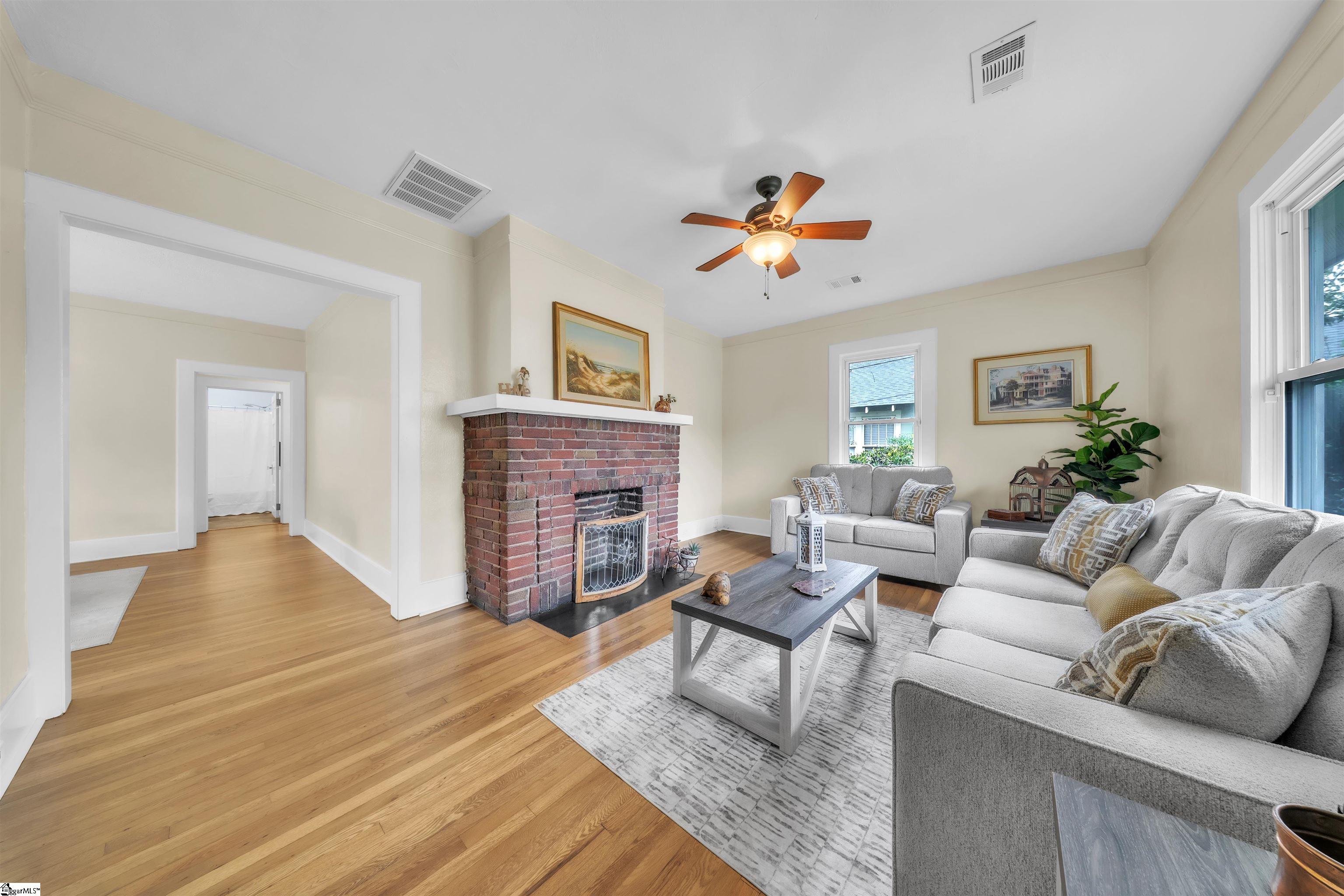 107 Whitehall Street Property Photo 6