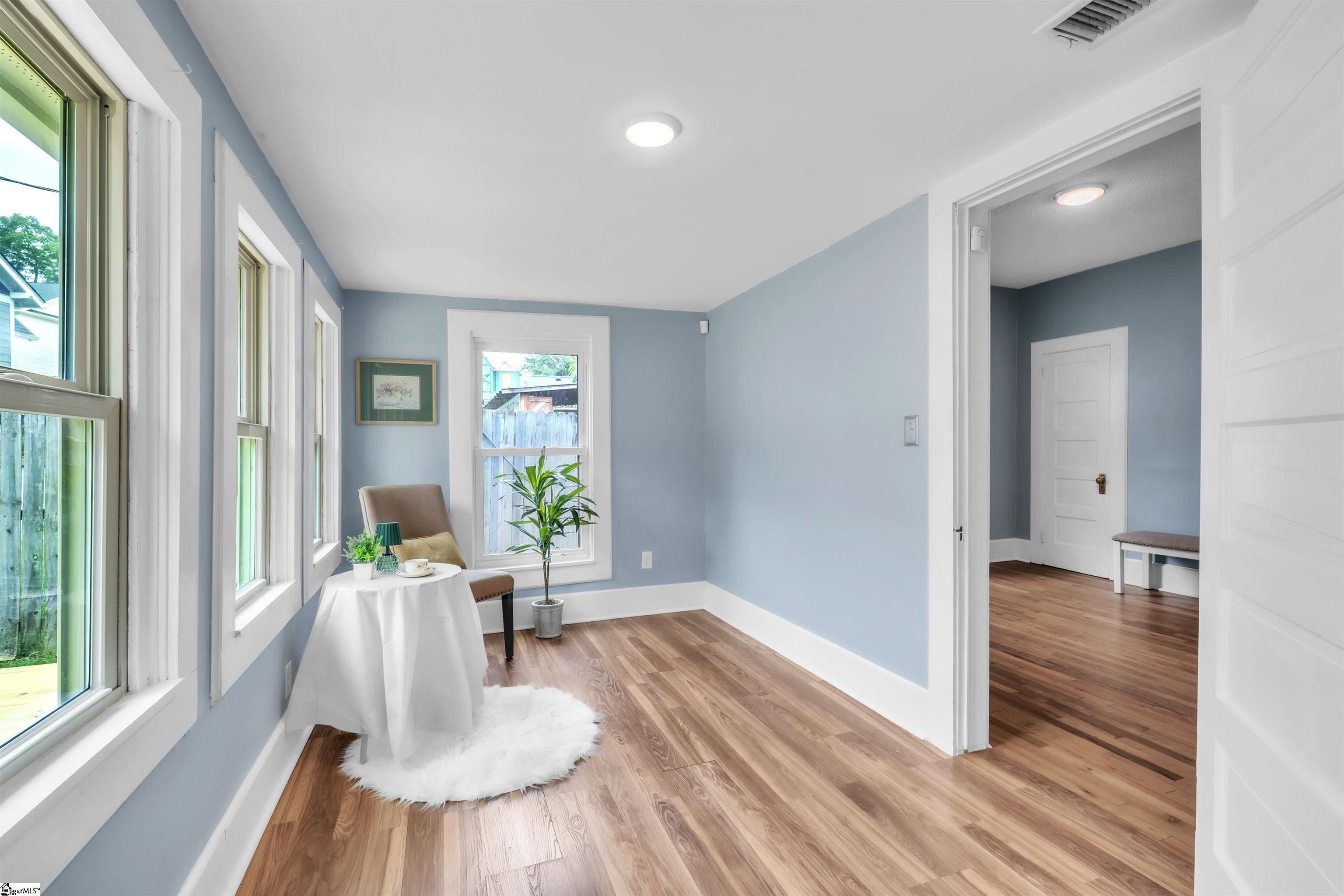 107 Whitehall Street Property Photo 11