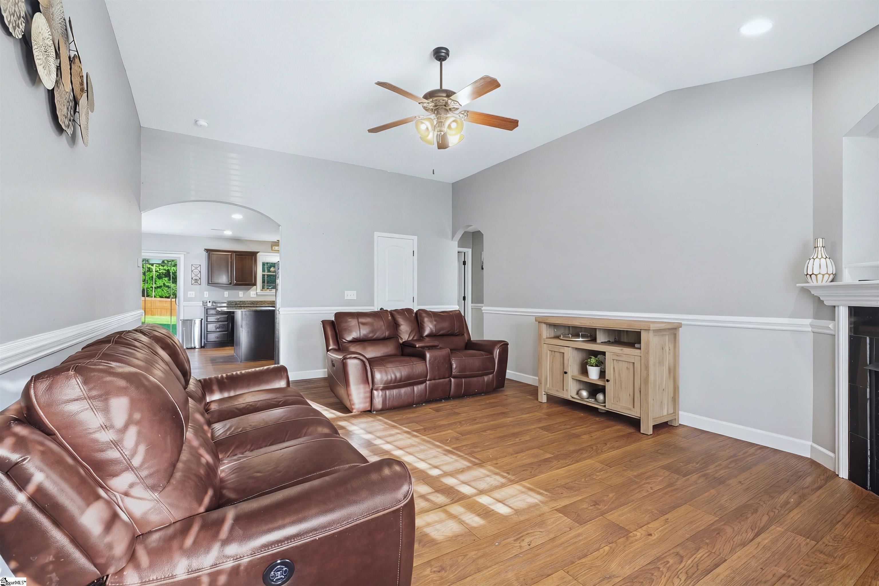 146 Gibbs Road Property Photo 6