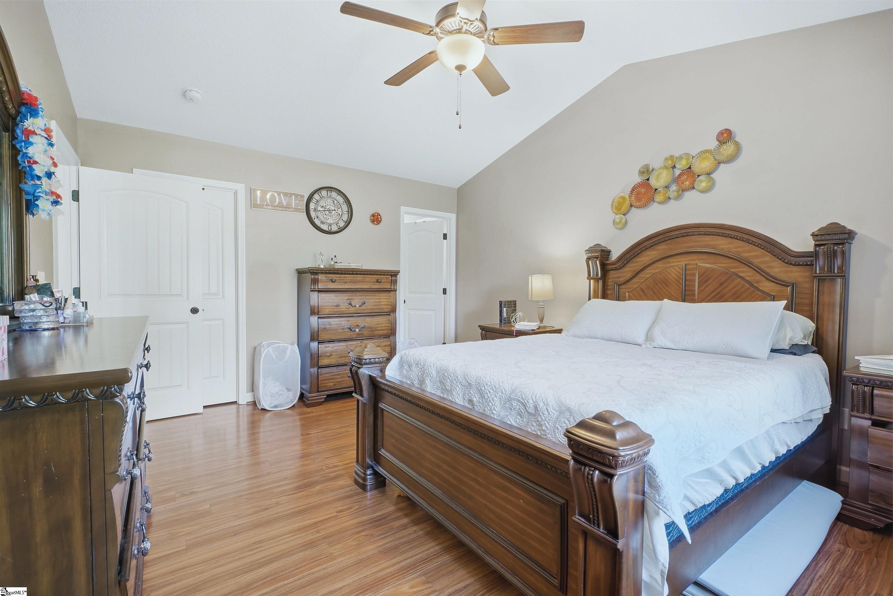 146 Gibbs Road Property Photo 18
