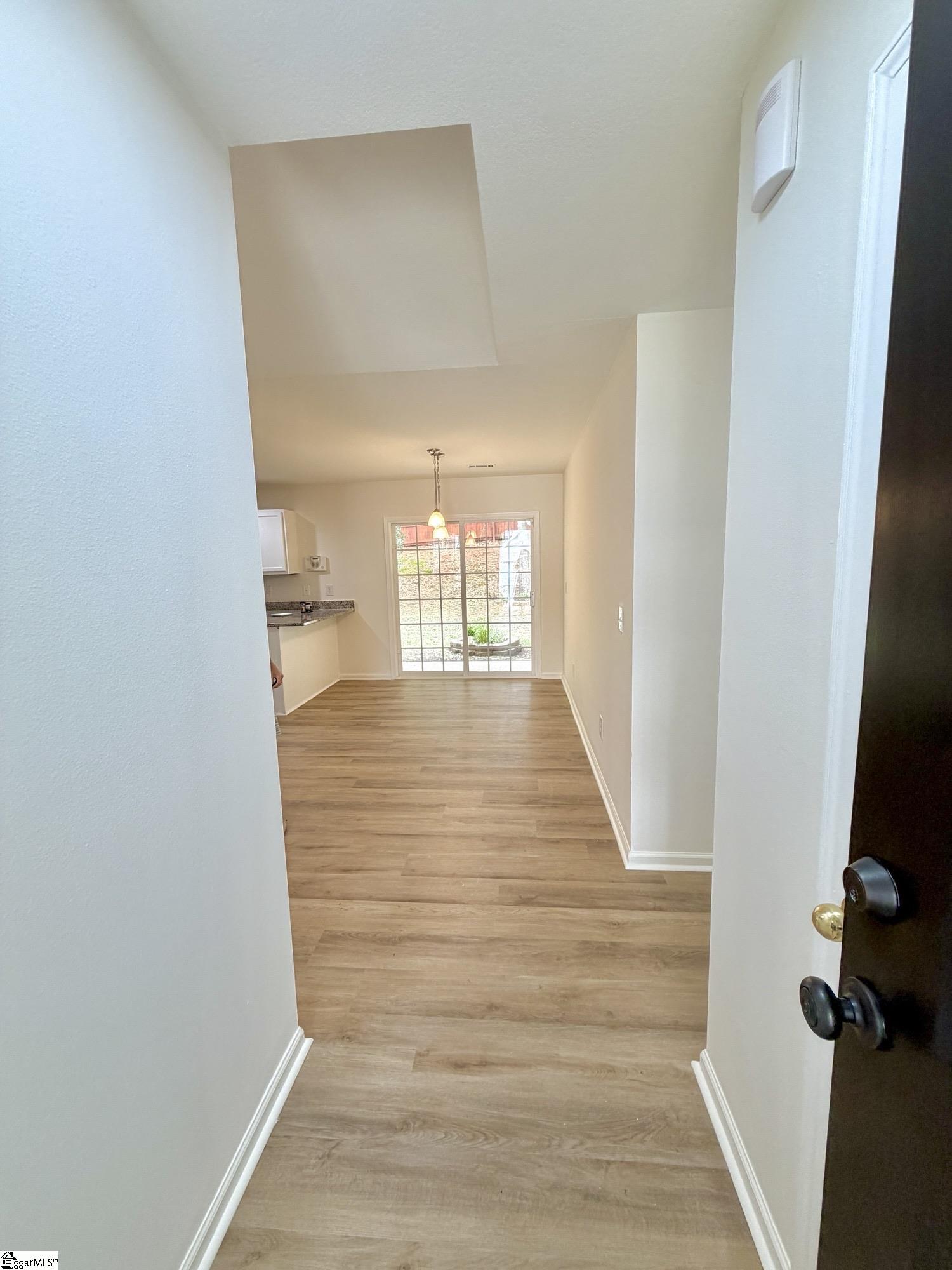 9 Falcon Ridge Way Property Photo 2