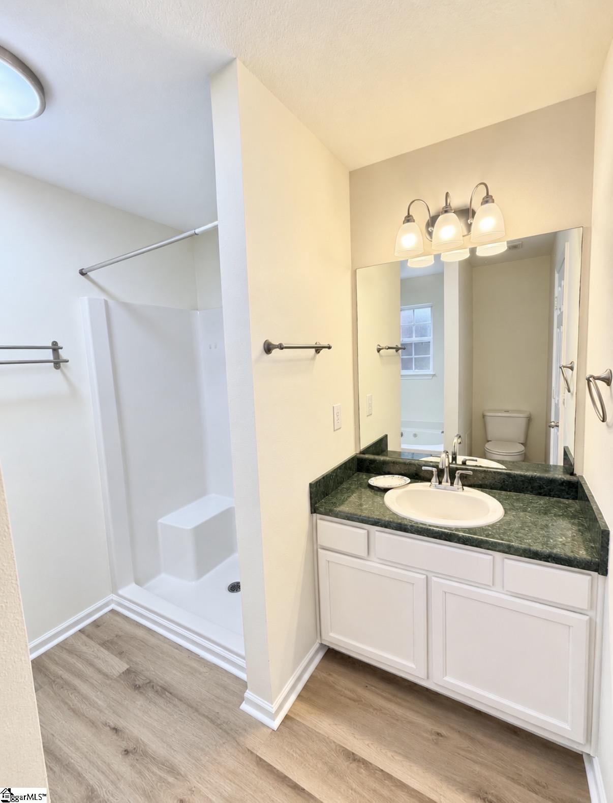 9 Falcon Ridge Way Property Photo 8