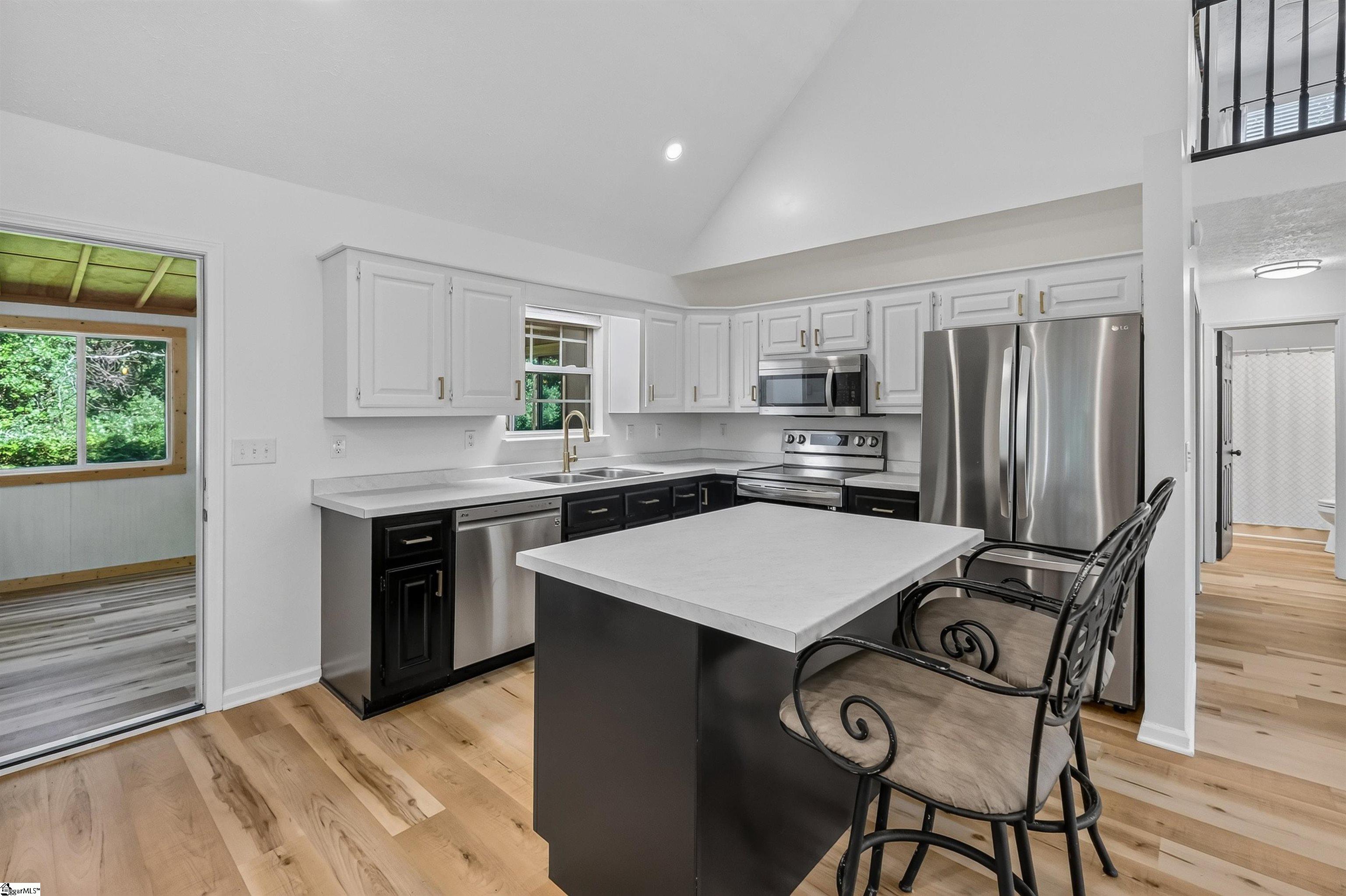 222 Midland Drive Property Photo 14