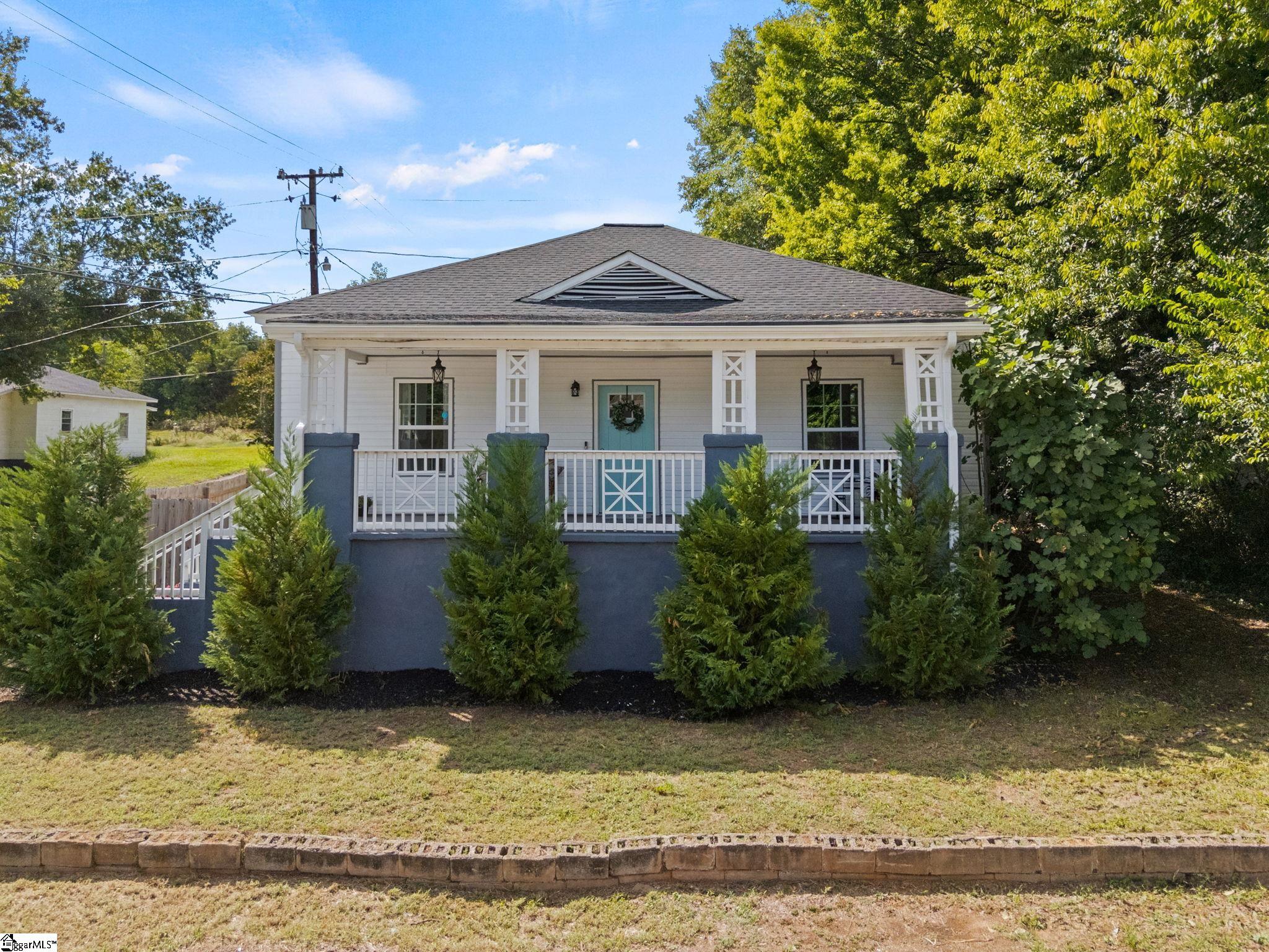 44 4th Avenue Property Photo 2