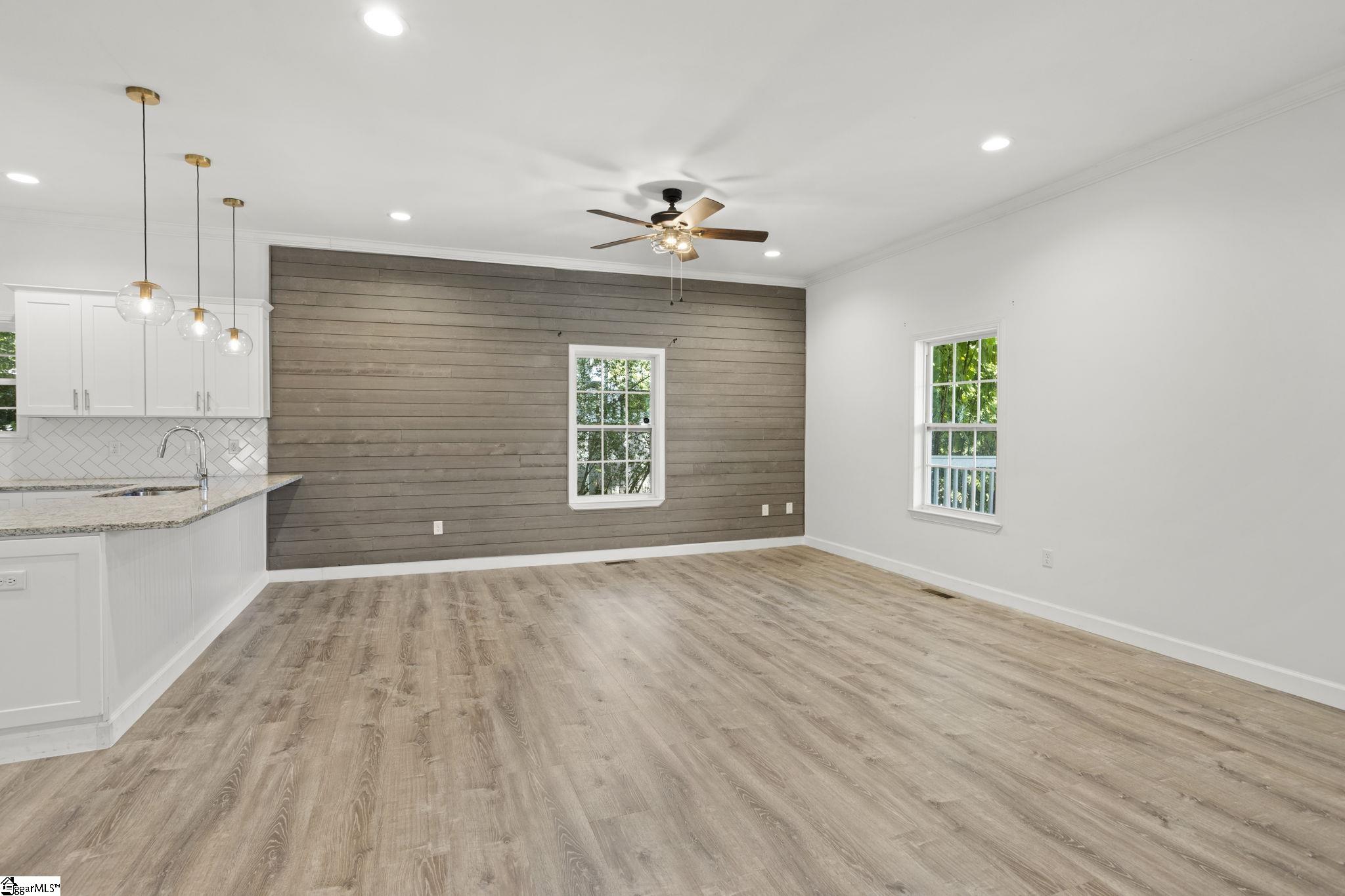 44 4th Avenue Property Photo 13