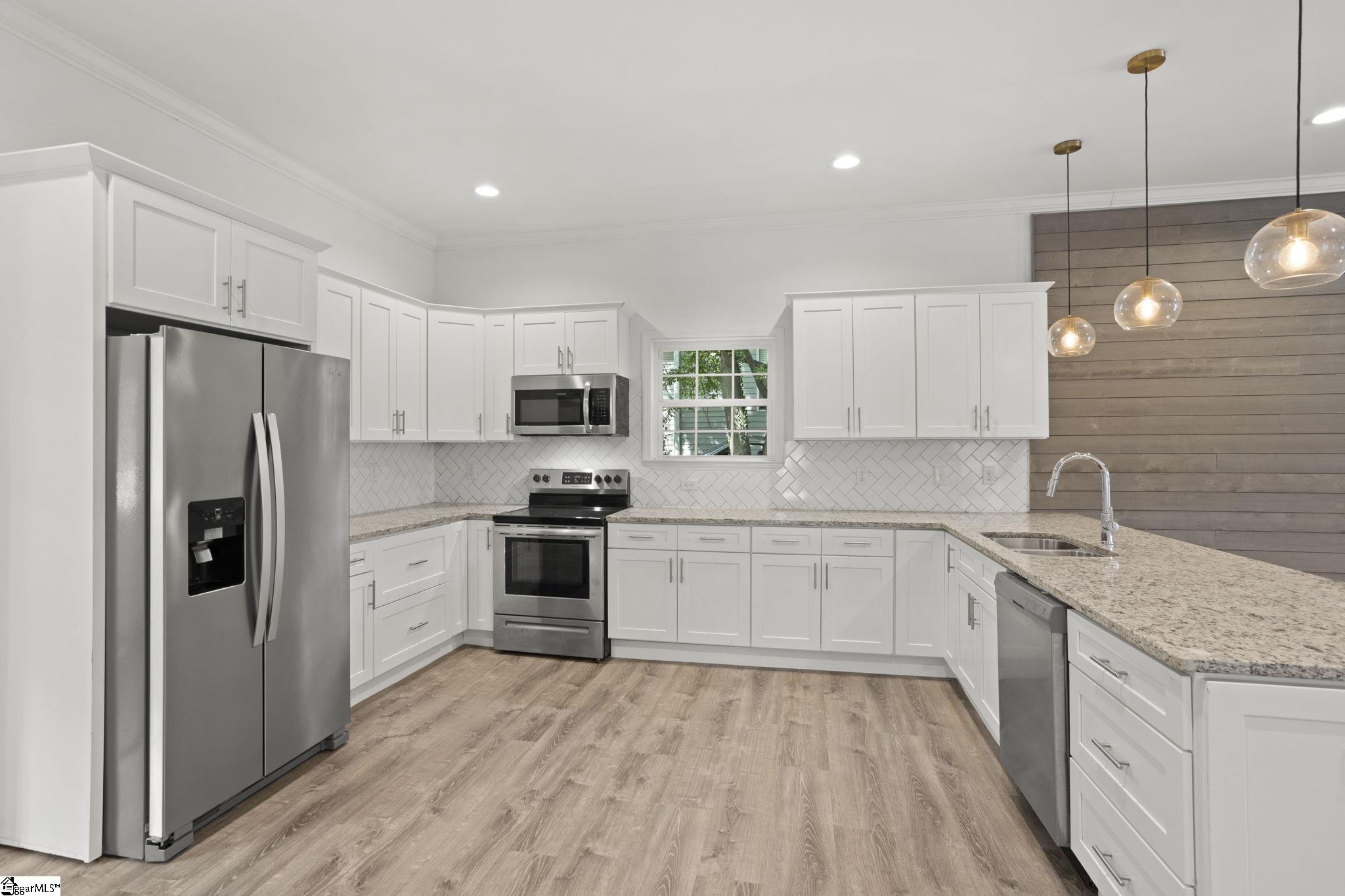 44 4th Avenue Property Photo 18