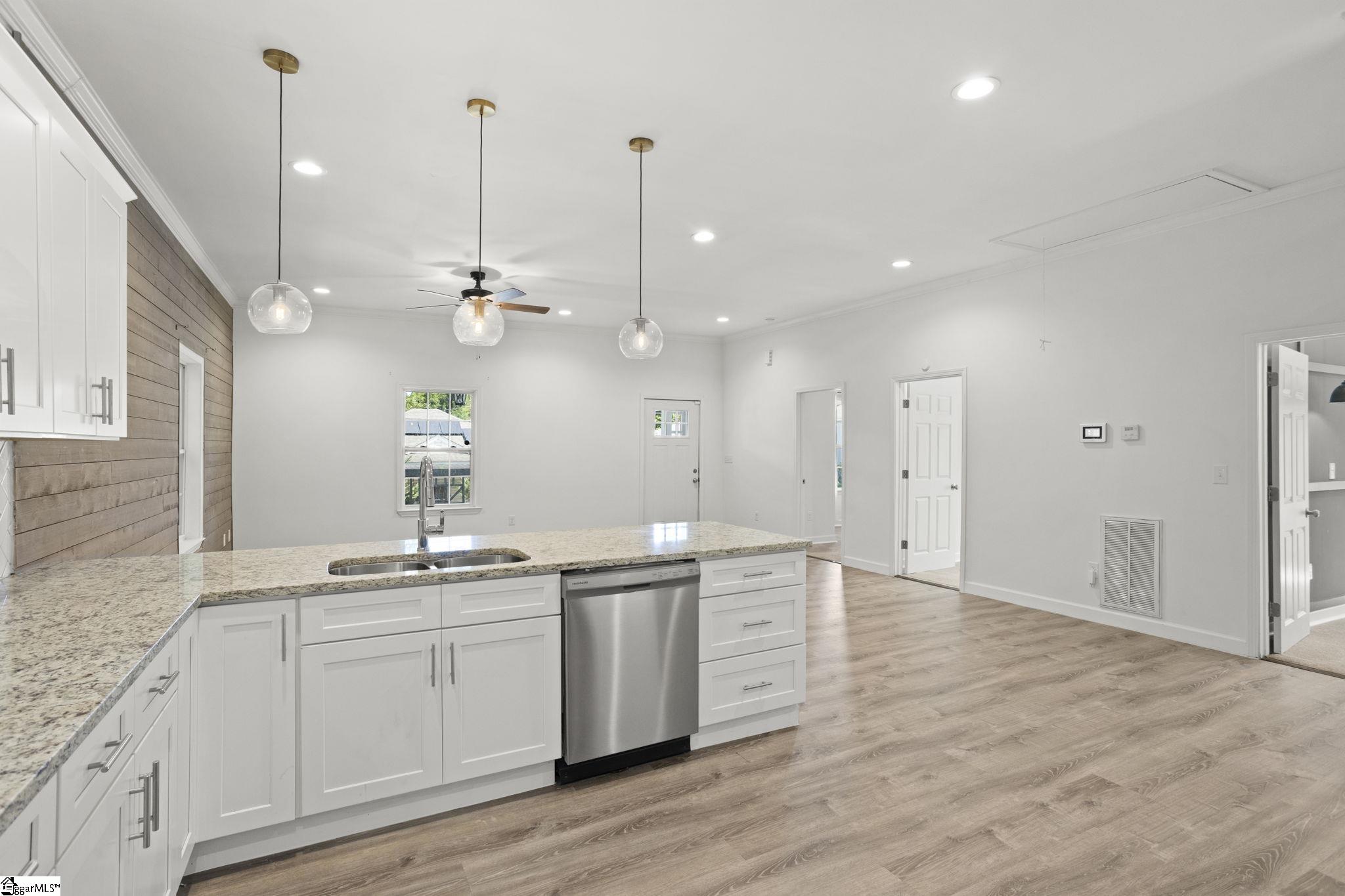 44 4th Avenue Property Photo 20