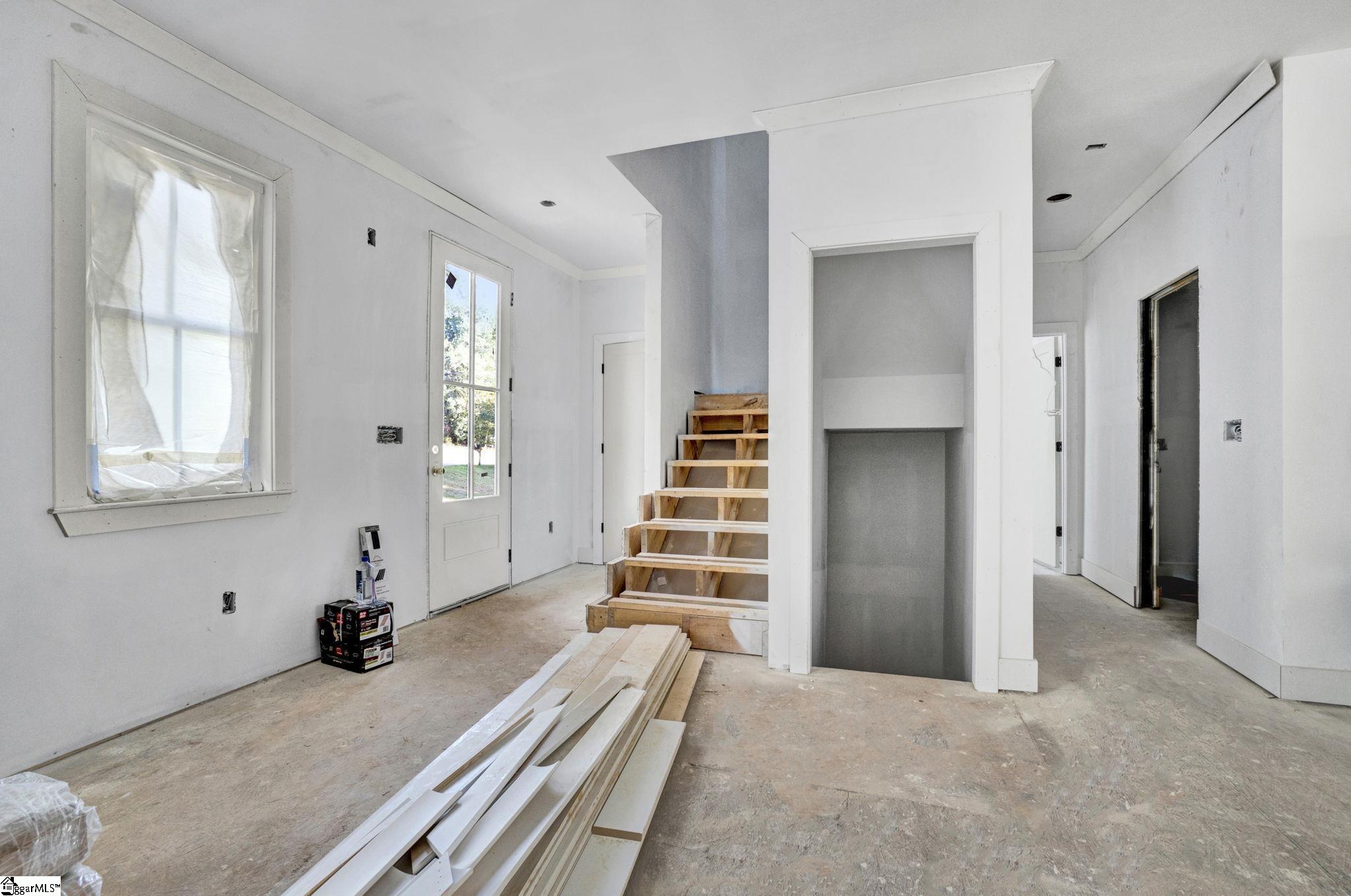 15 Meadow Crest Circle Property Photo 11