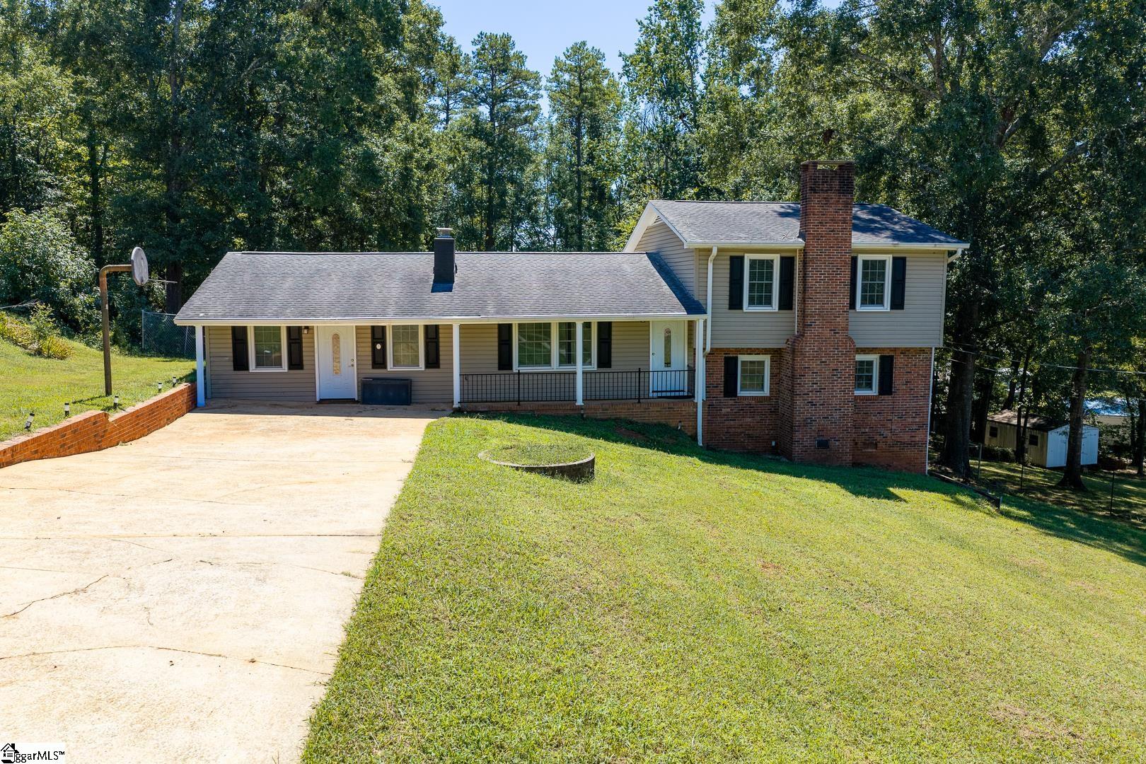 201 Knollview Drive Property Photo 7