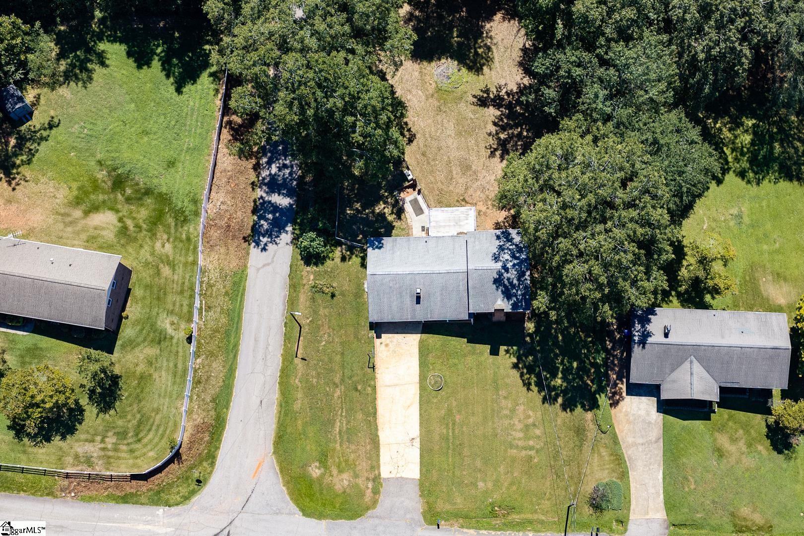 201 Knollview Drive Property Photo 13